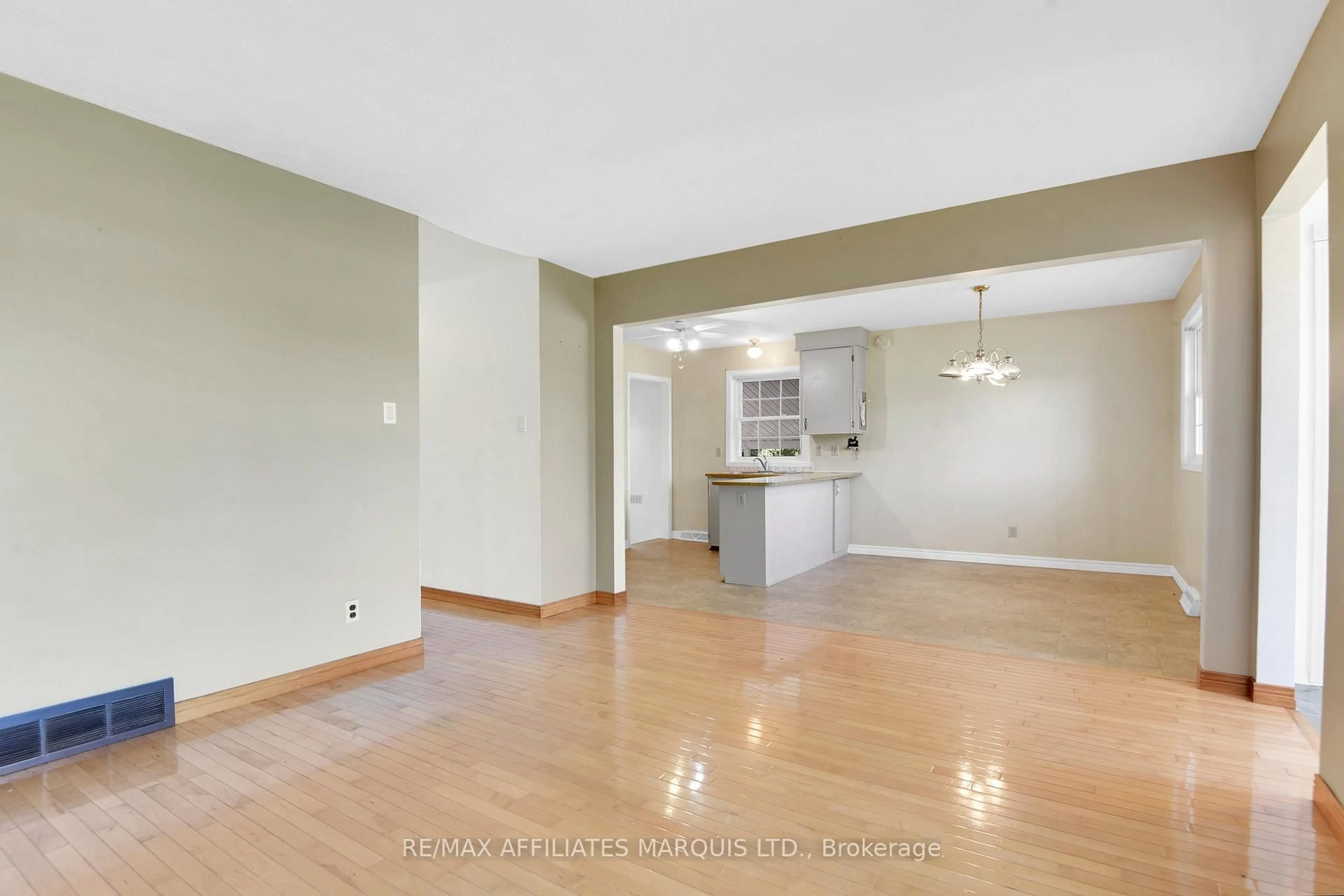 Unknown for 20334 Third St (gv) St, South Glengarry Ontario K0C 1L0