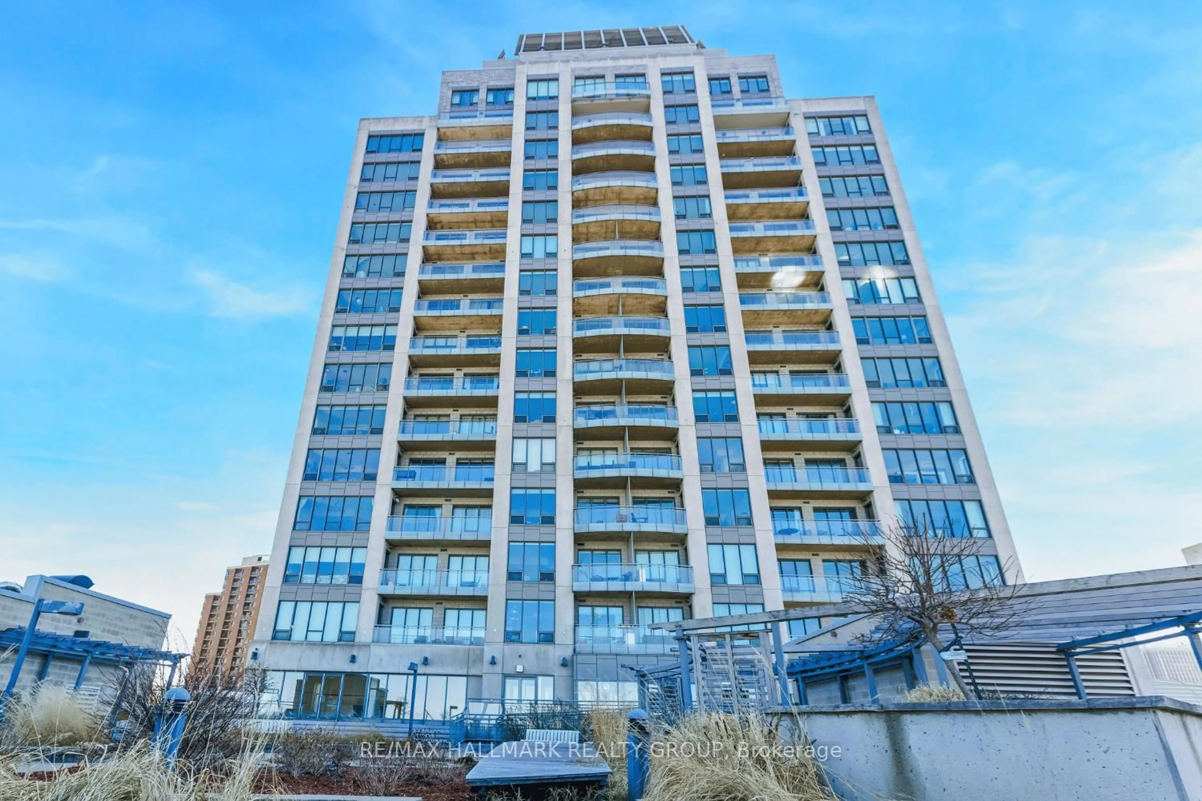 Unknown for 90 George St #1404, Ottawa Ontario K1N 0A8