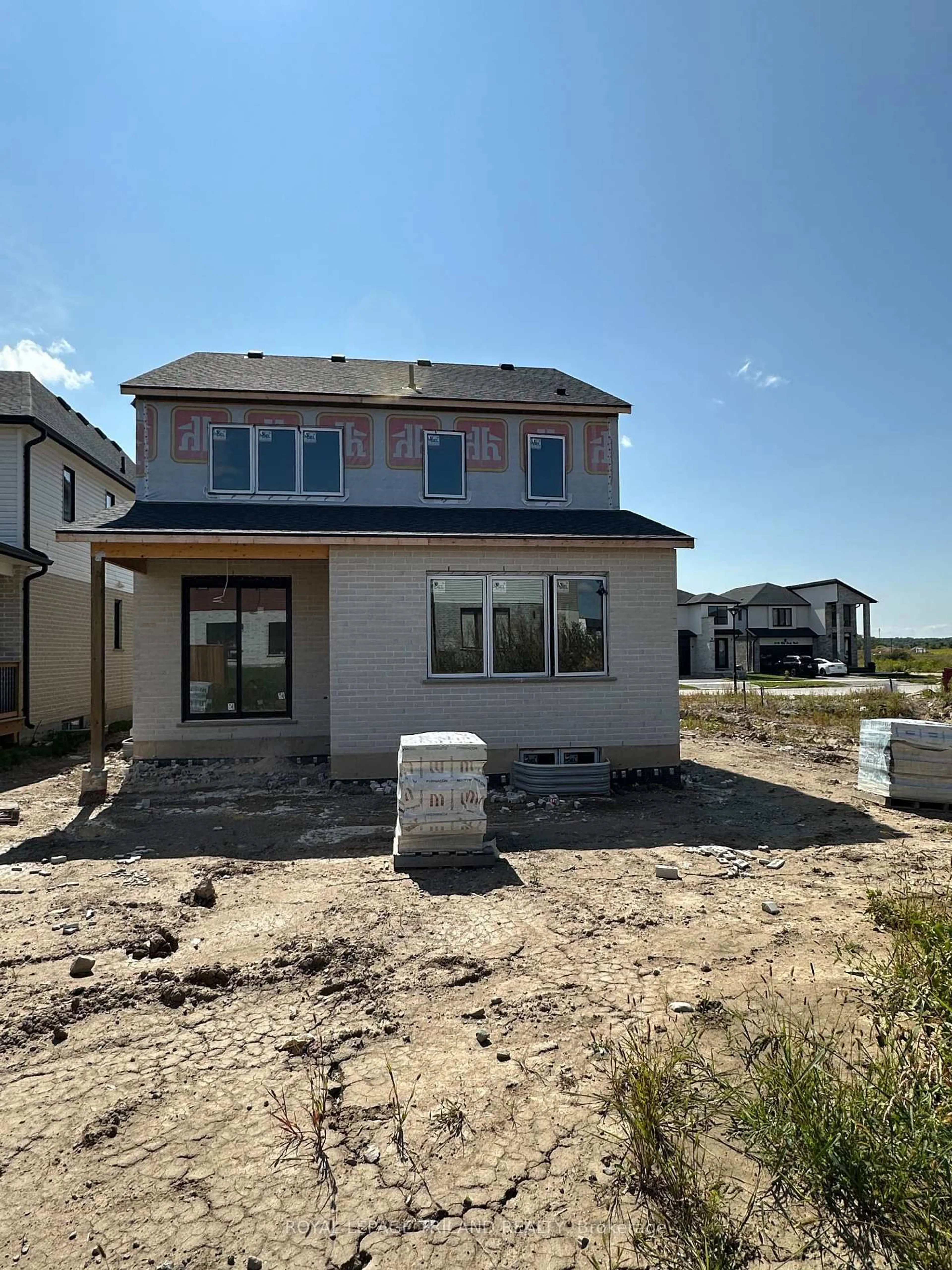 Home with brick exterior material, building for 3853 Big Leaf Tr, London South Ontario N6P 0A3