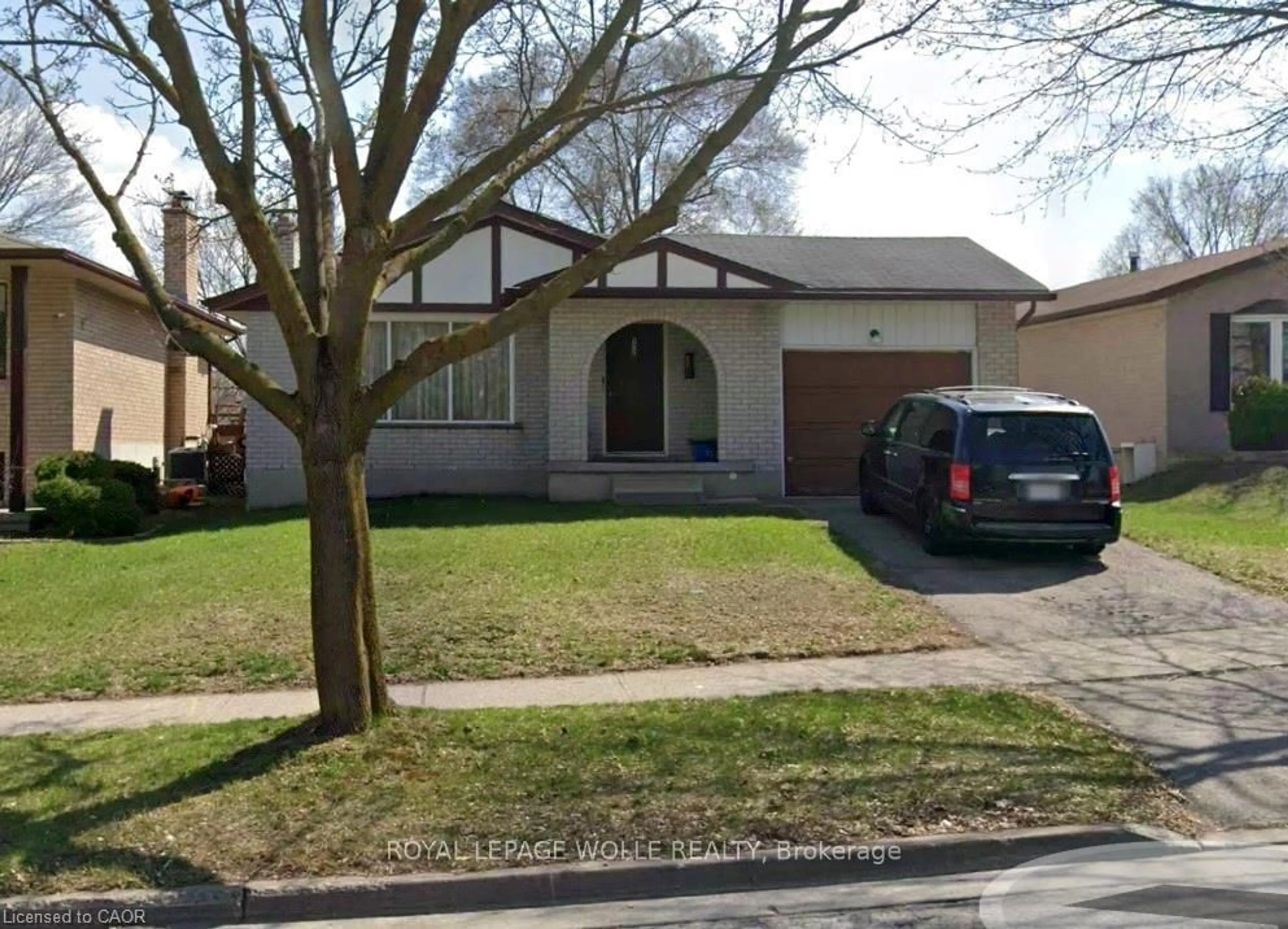 Unknown for 328 The Country Way, Kitchener Ontario N2E 2T3