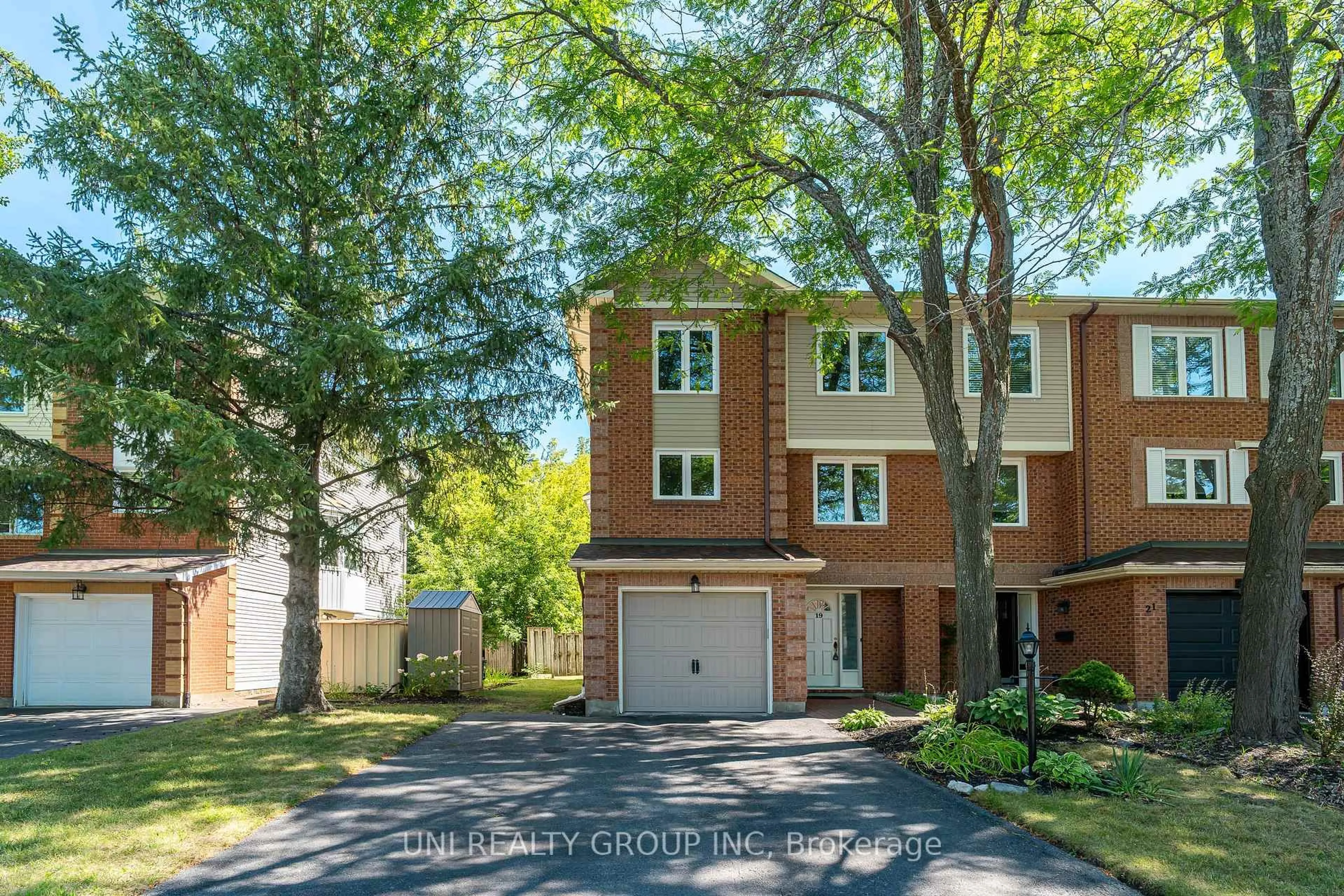 Home with brick exterior material, street for 19 ARBORDALE Cres, Ottawa Ontario K2G 5C7