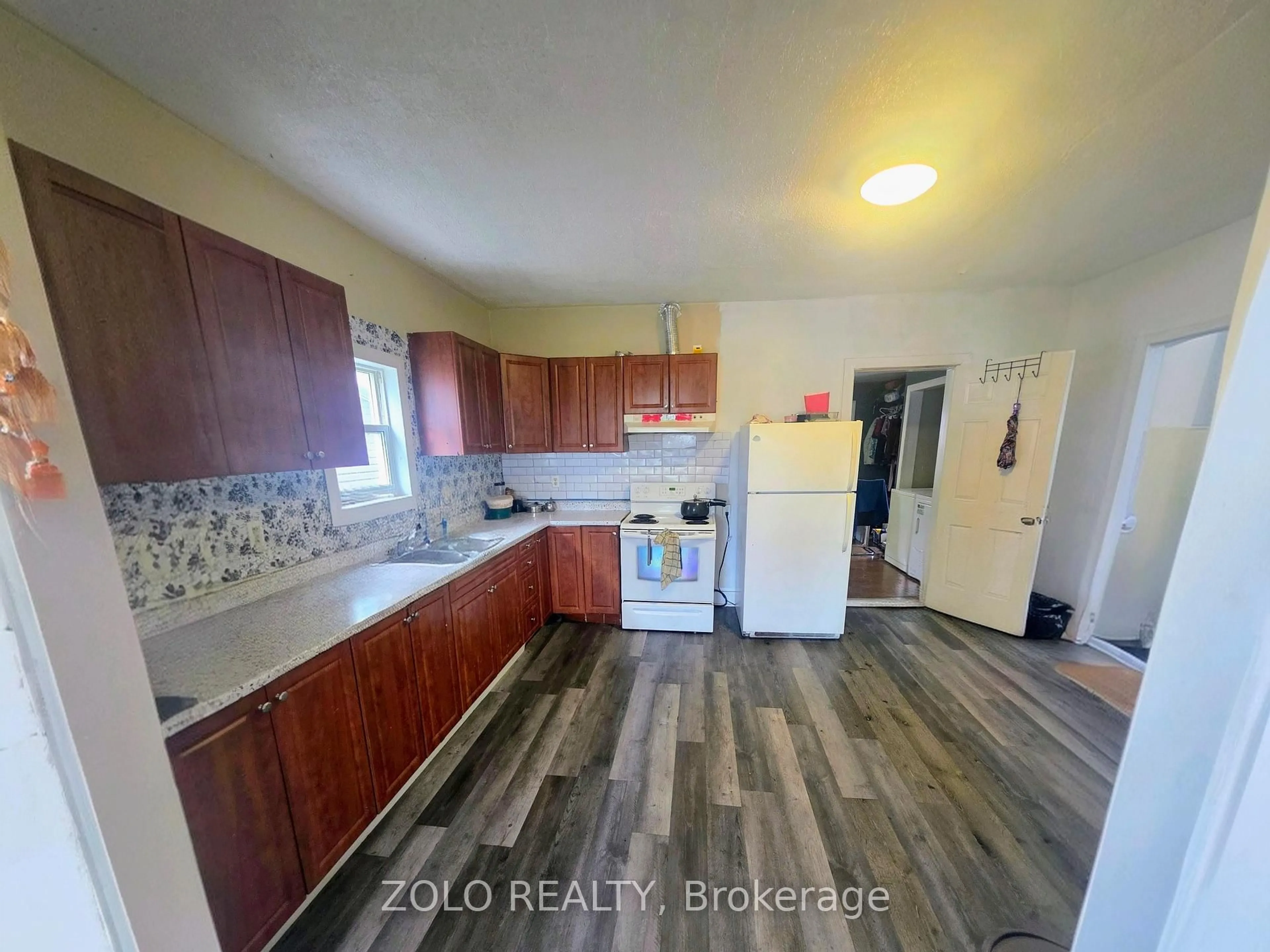 Unknown for 312 Prince Arthur St, Cornwall Ontario K6H 4N9