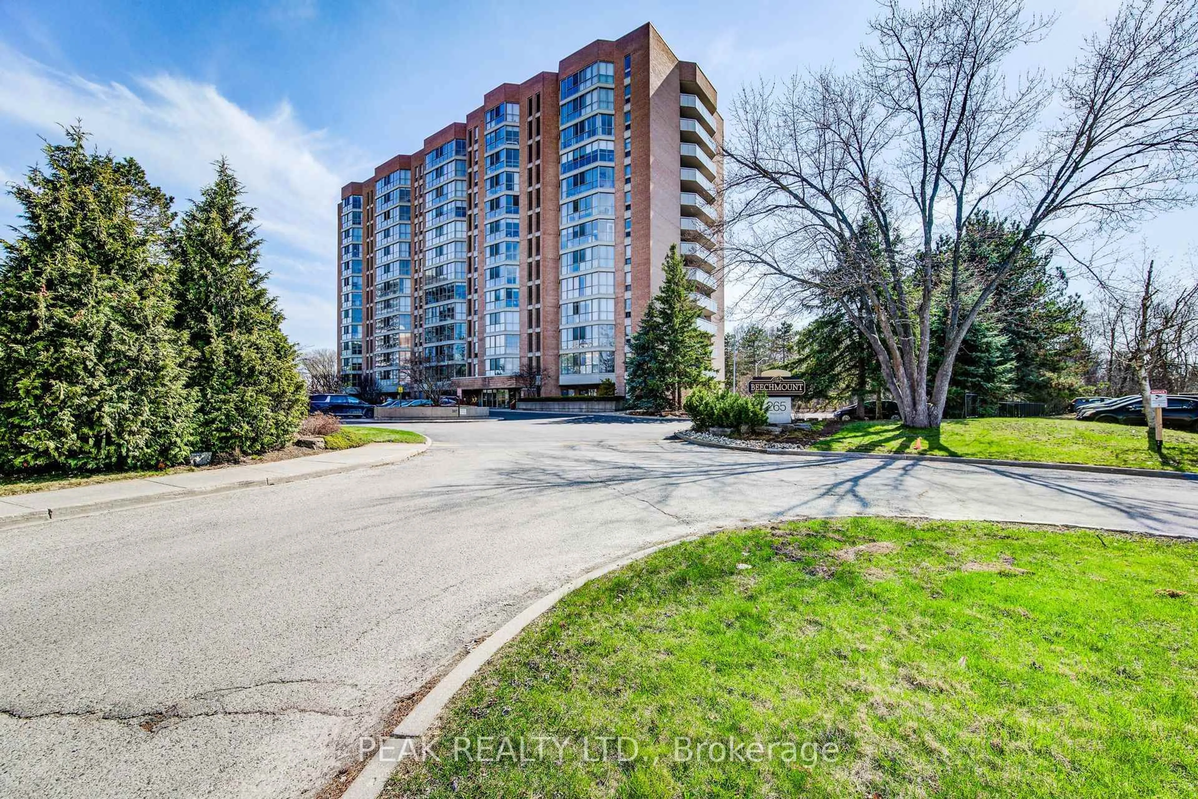 A pic from outside/outdoor area/front of a property/back of a property/a pic from drone, street for 265 Westcourt Dr #509, Waterloo Ontario N2L 6E4