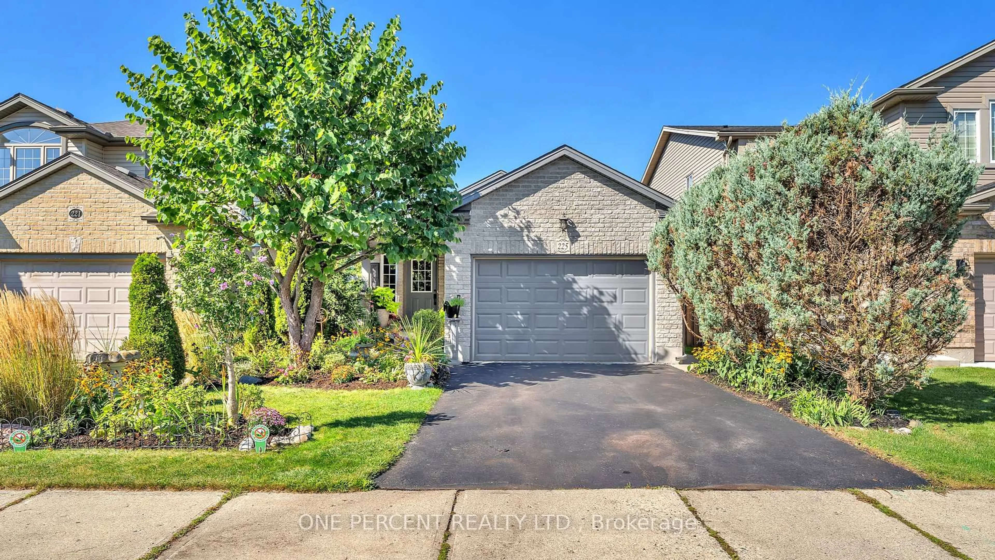 Unknown for 225 Baxter St, London East Ontario N5W 0A2