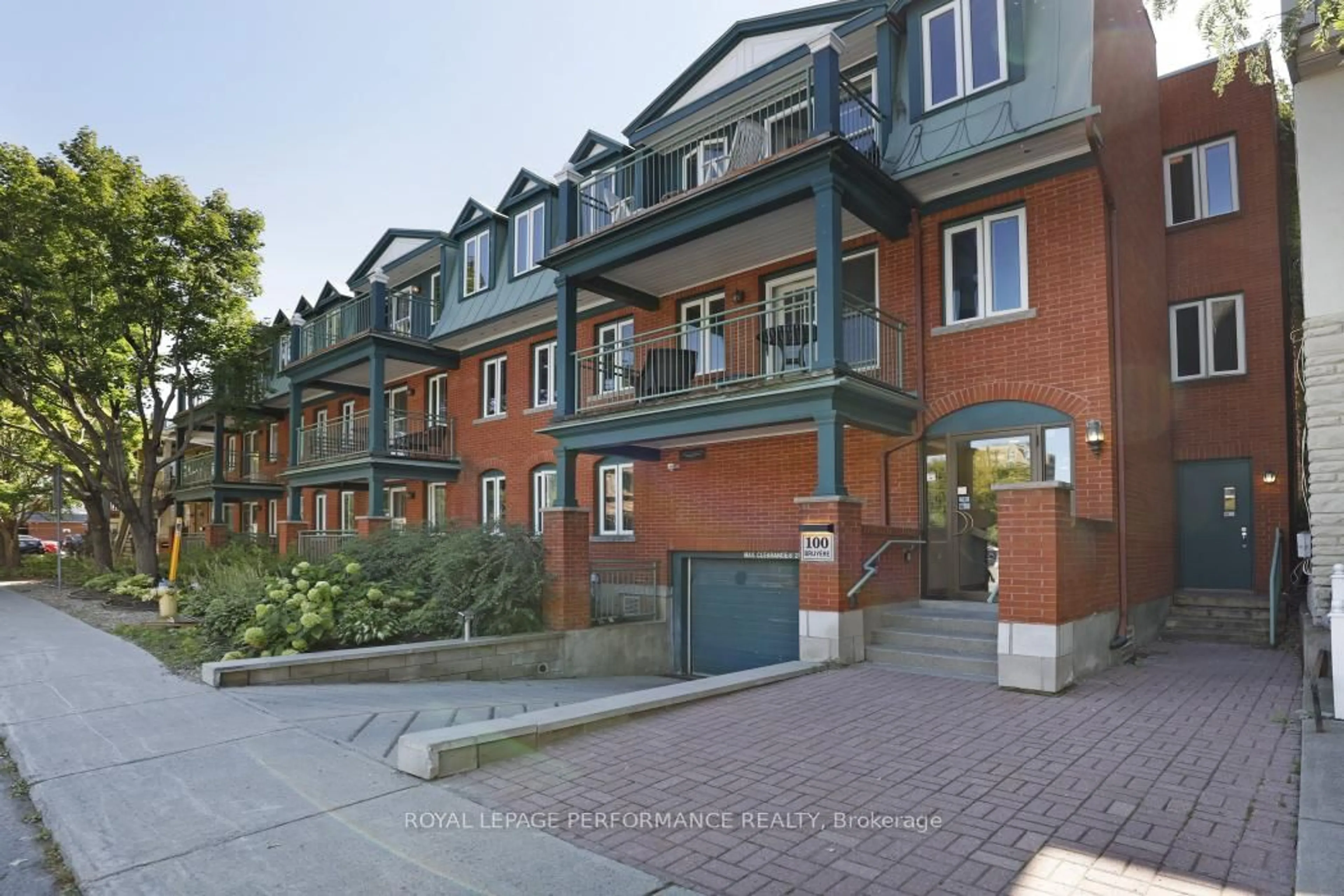 A pic from outside/outdoor area/front of a property/back of a property/a pic from drone, street for 100 Bruyere St #304, Ottawa Ontario K1N 5C6