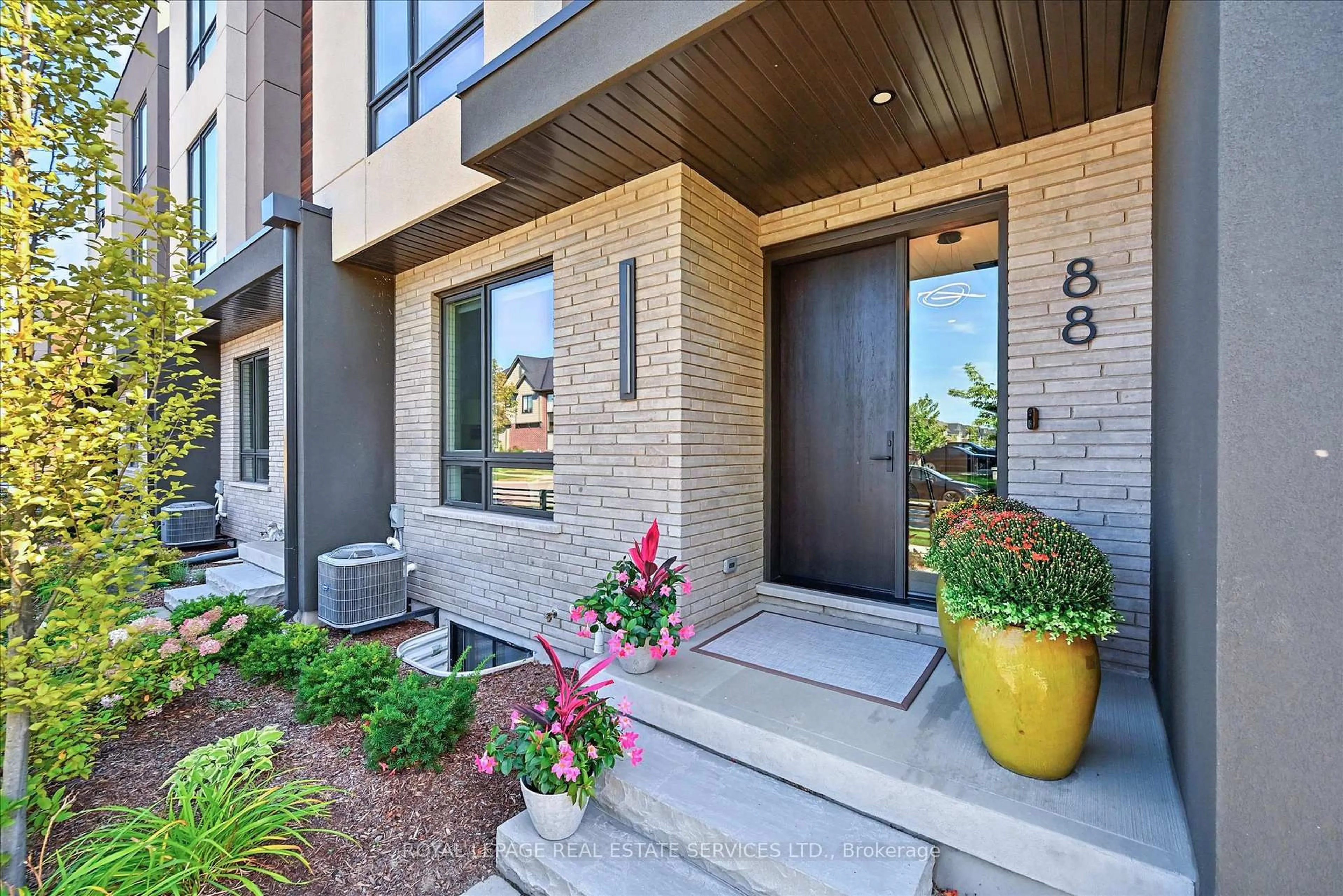 Unknown for 88 Moody St, Pelham Ontario L3E 0B3