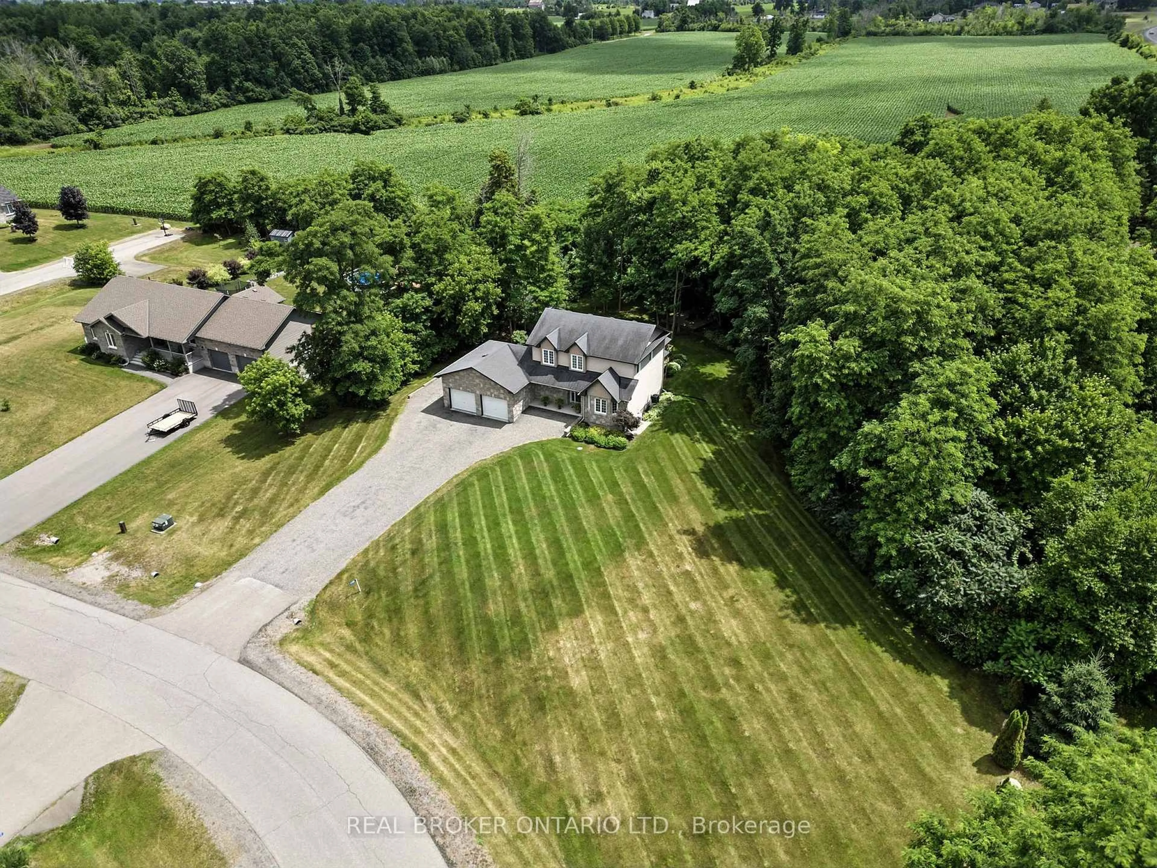 A pic from outside/outdoor area/front of a property/back of a property/a pic from drone, unknown for 1768 Coleman Cres, North Dundas Ontario K0E 1S0