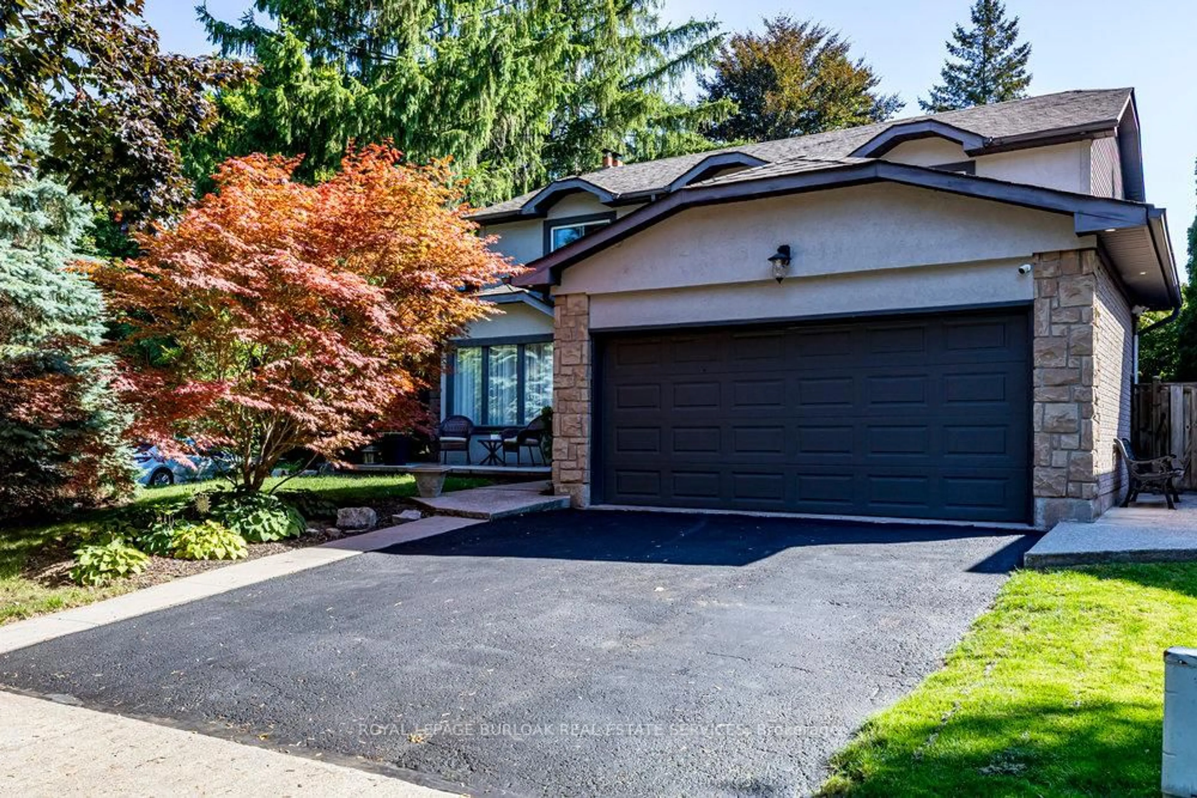 Home with brick exterior material, street for 19 Fieldgate St, Hamilton Ontario L9H 6N3