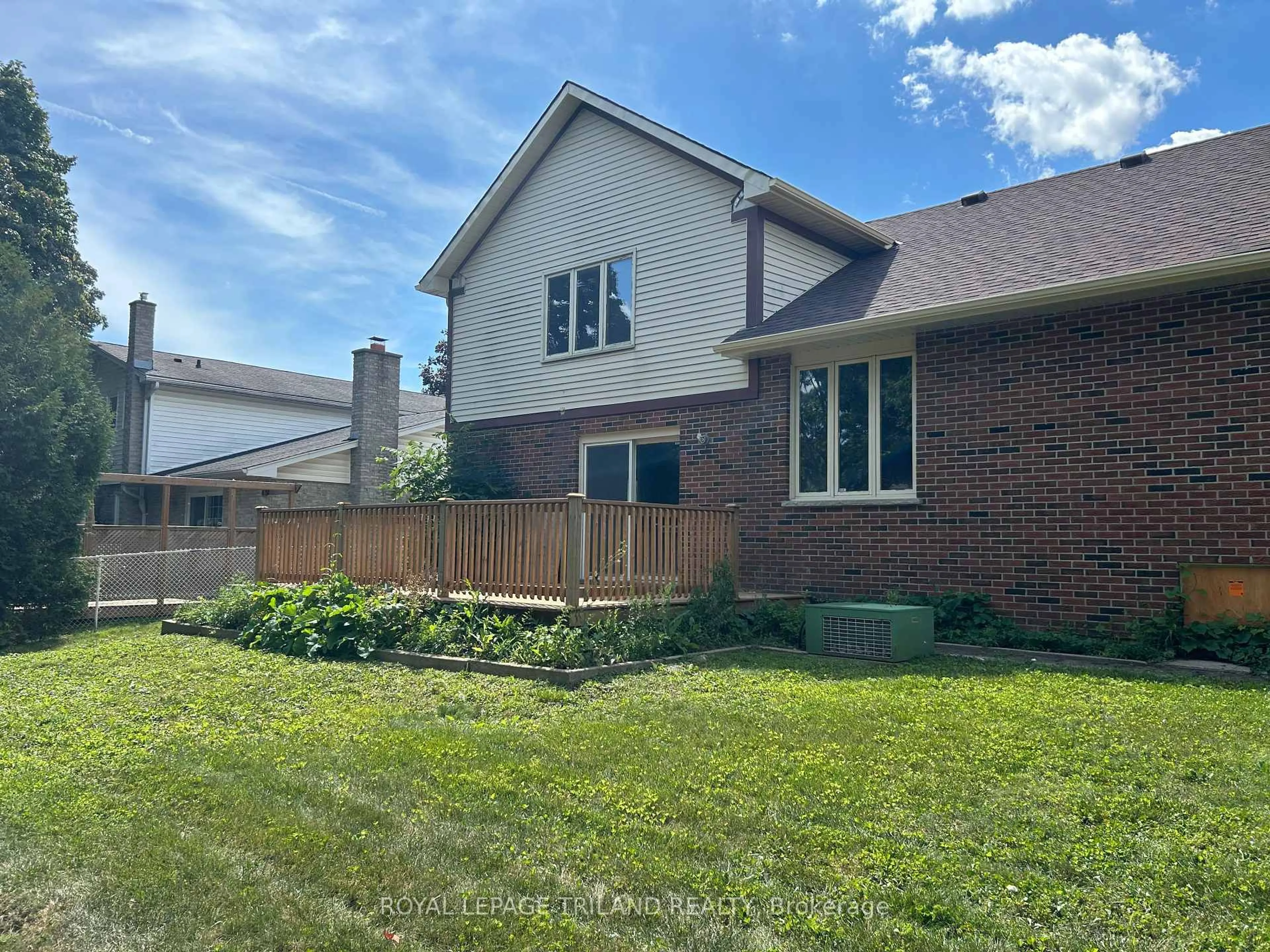 Home with brick exterior material, street for 1317 HASTINGS Dr, London North Ontario N5X 2J1