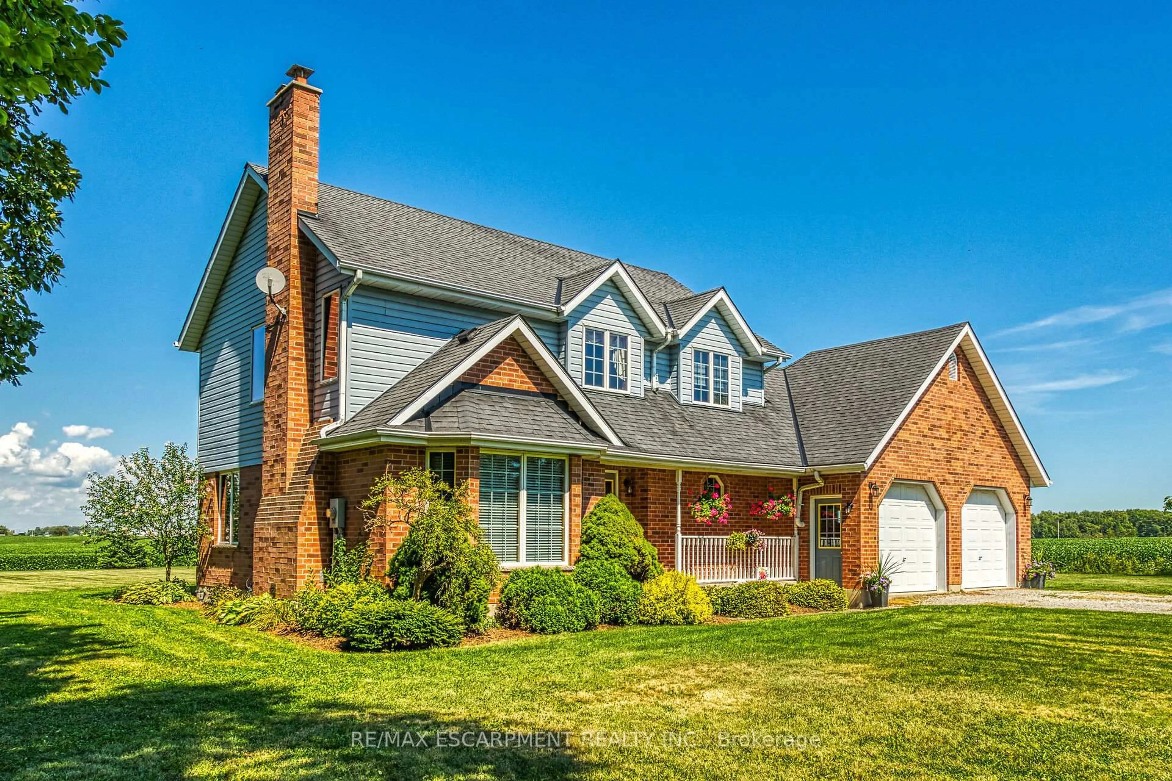 Home with brick exterior material, street for 1385 CONC 9 WALPOLE Rd, Haldimand Ontario N0A 1H0