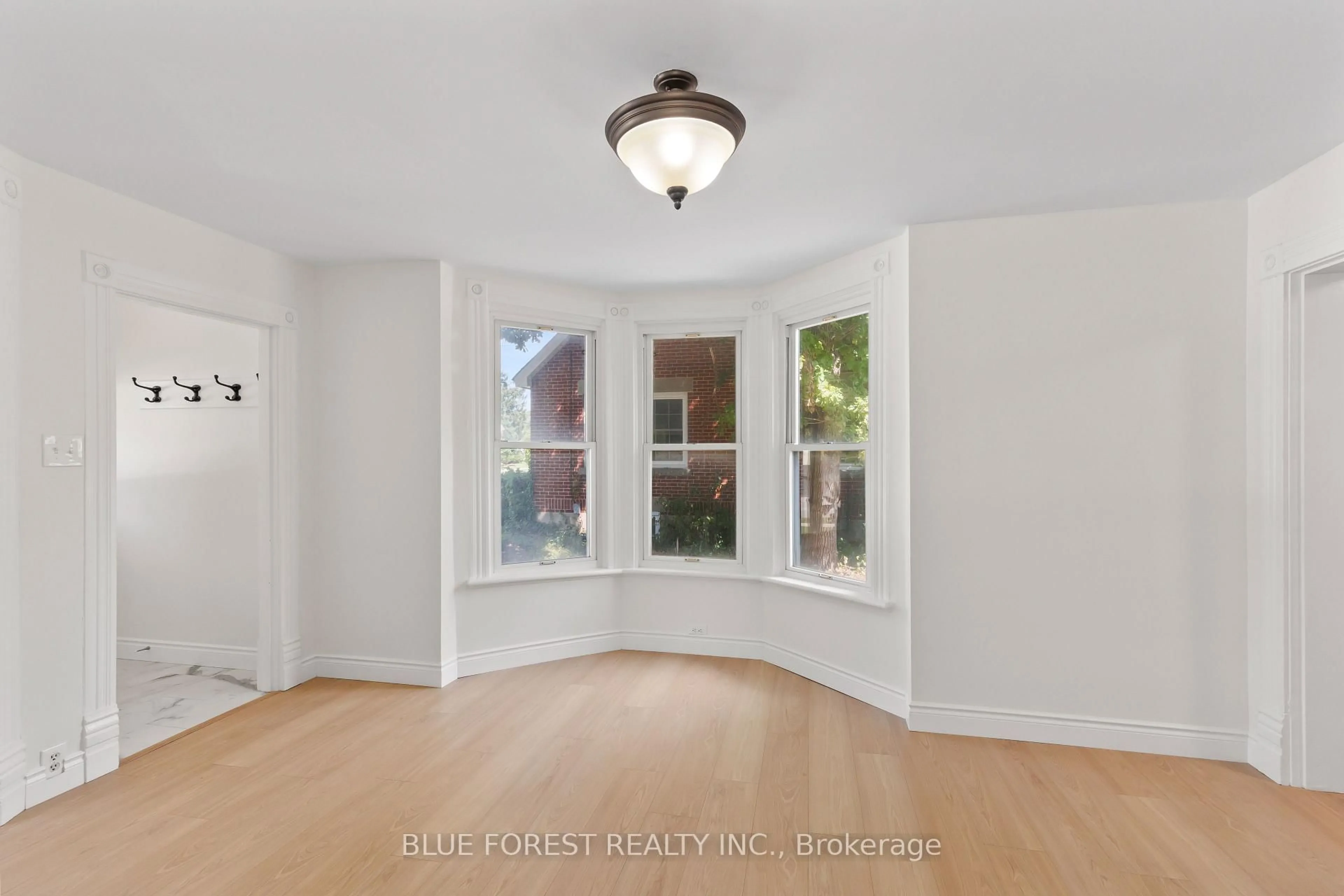 A pic of a room for 7065 Longwoods Rd, London South Ontario N6P 1B6