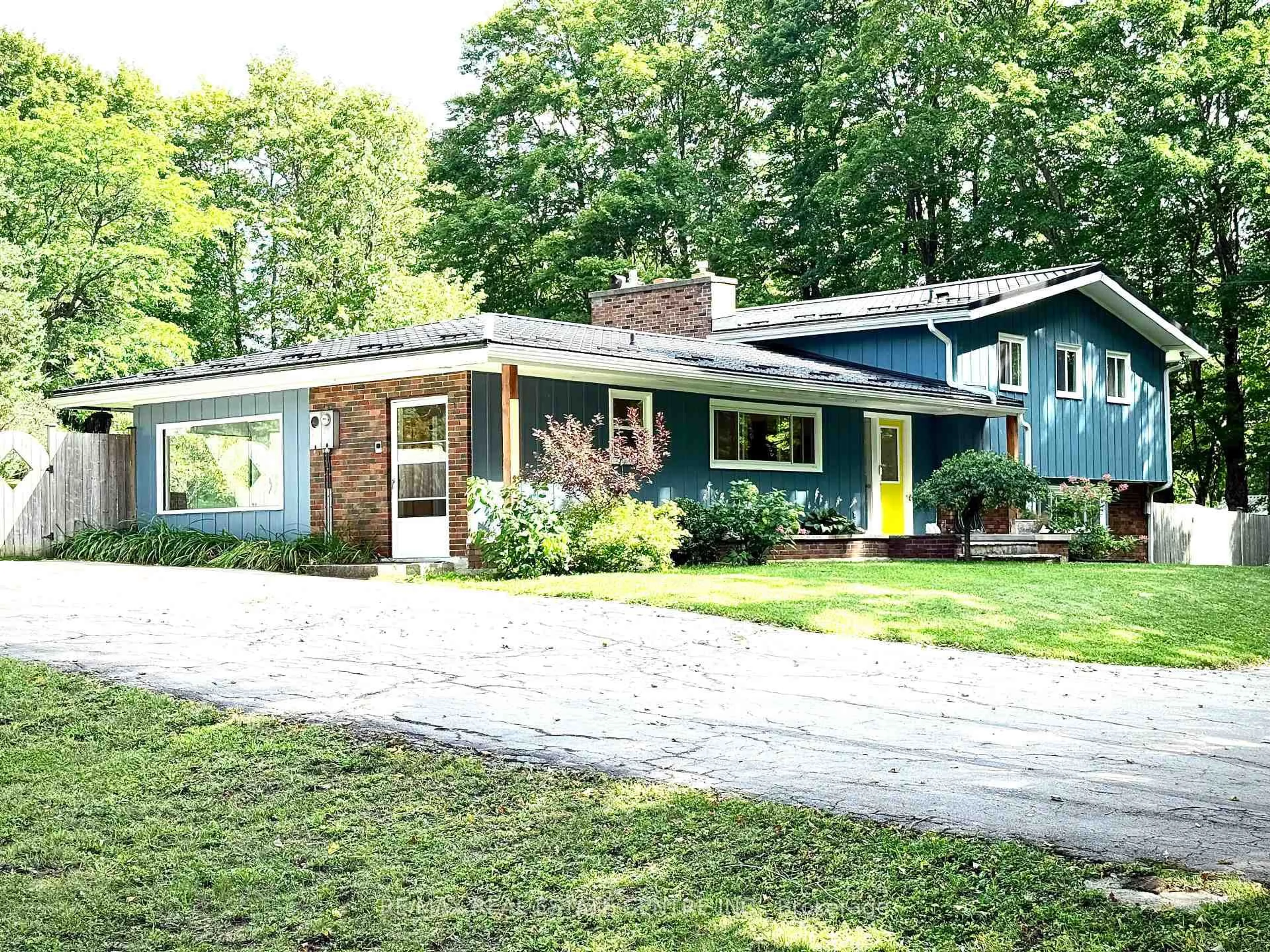 Home with vinyl exterior material, street for 161 Inkerman St, Grey Highlands Ontario N0C 1E0