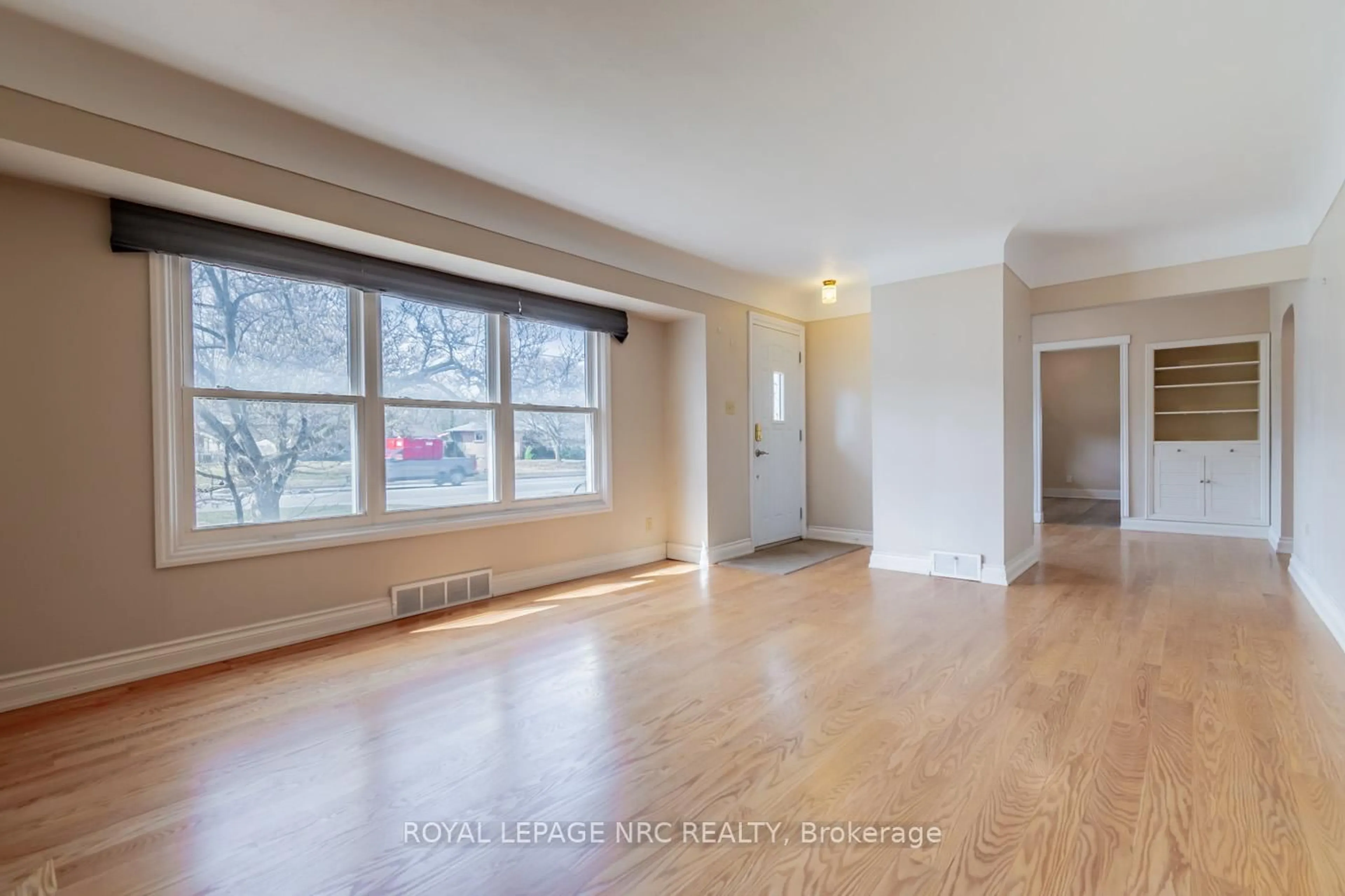 Unknown for 189 Glendale Ave, St. Catharines Ontario L2T 2K4