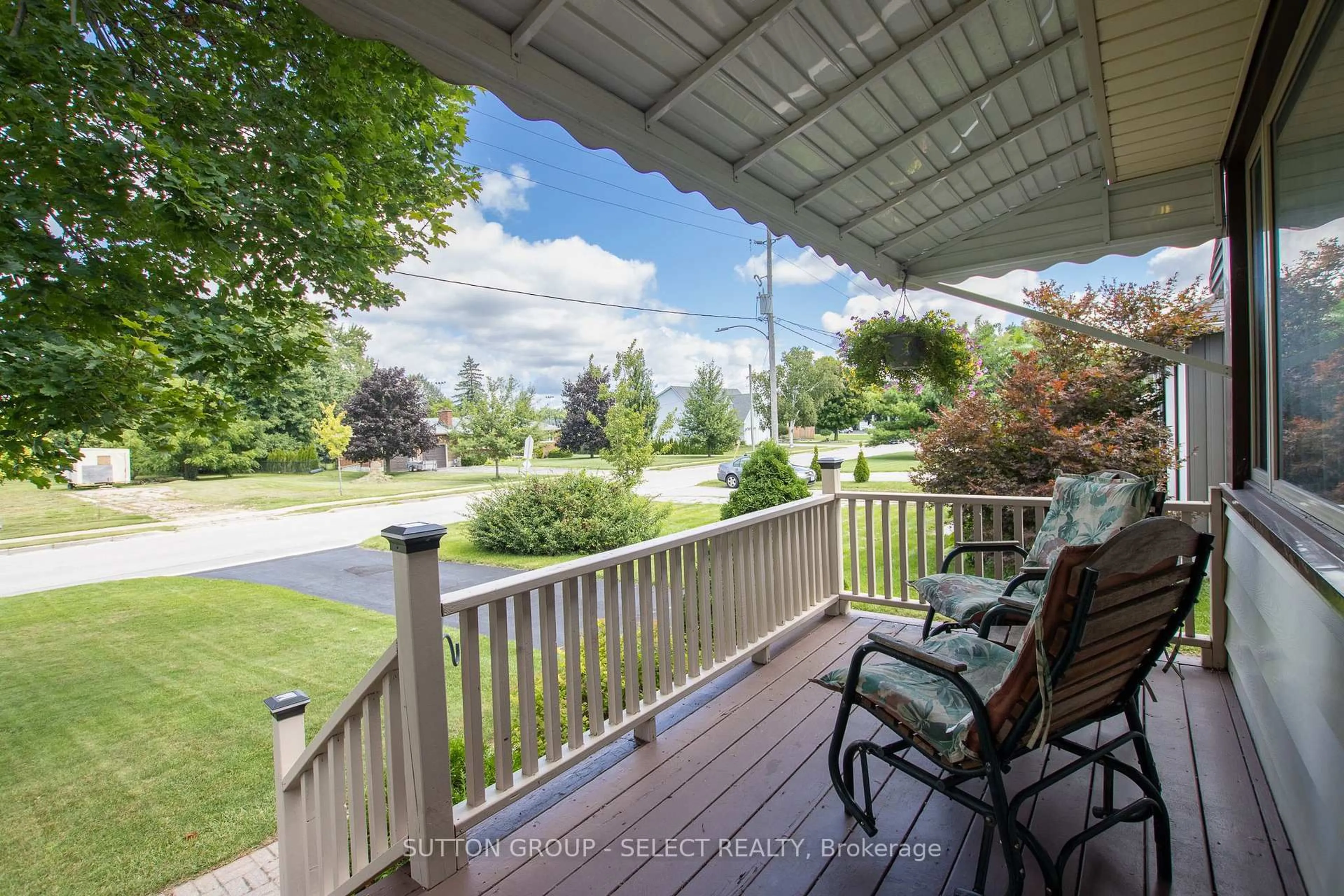 Patio, unknown for 6751 James St, London South Ontario N6P 1A6