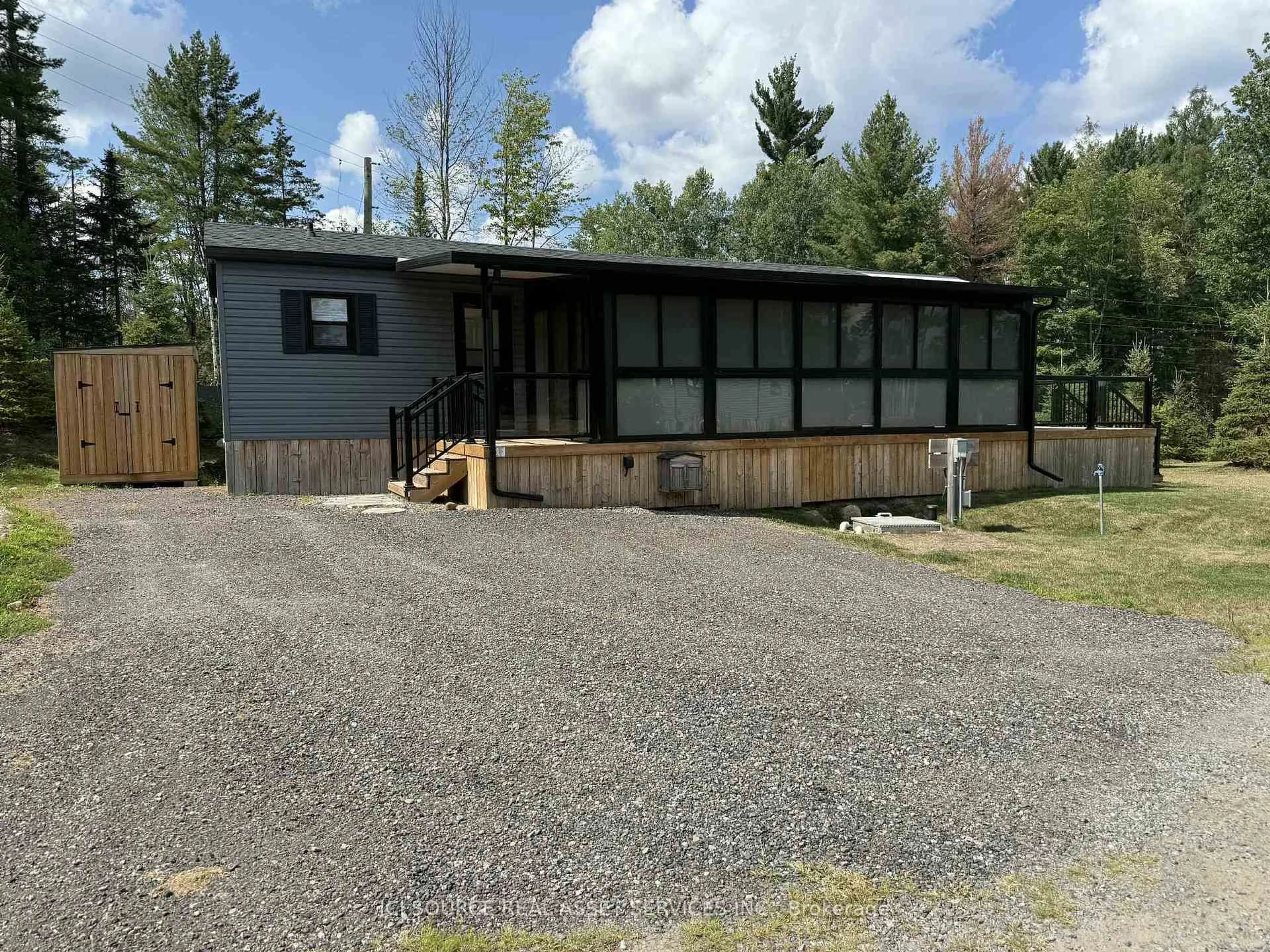 Shed for 1047 Bonnie Lake Camp Rd #BBT97, Bracebridge Ontario P1L 1W9
