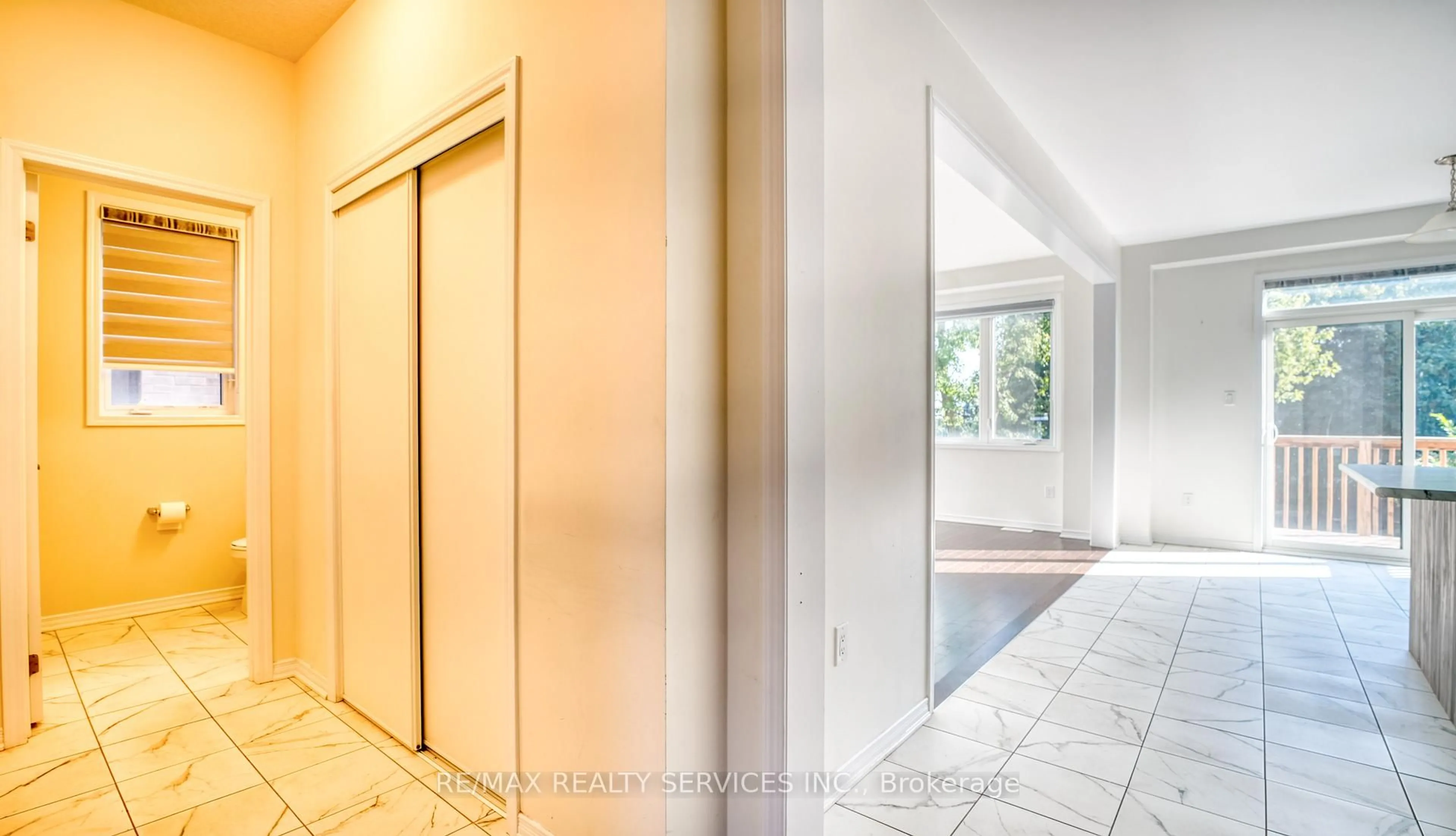 Indoor foyer for 112 David St, Haldimand Ontario N0A 1H0