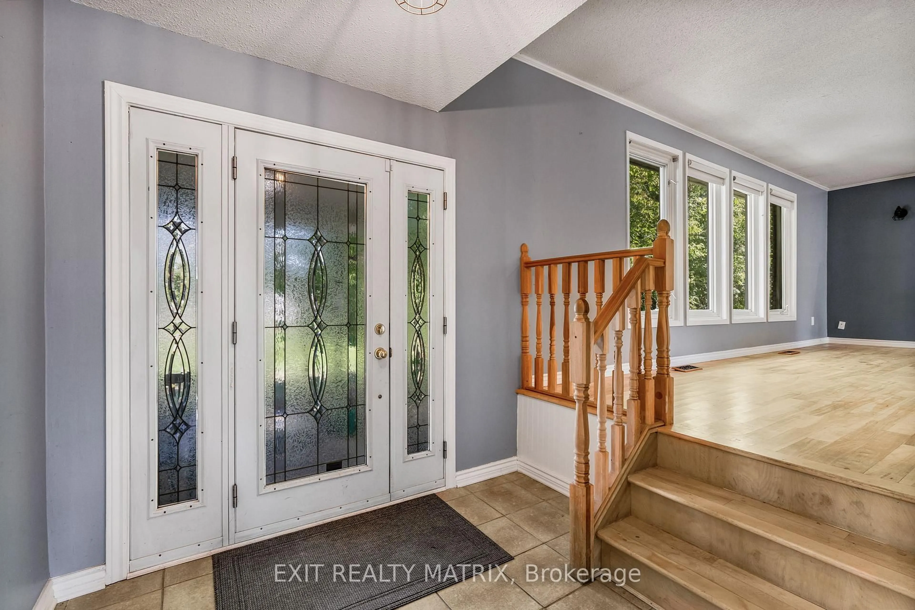 Indoor entryway for 4368 COUNTY ROAD 31 Rd, South Dundas Ontario K0C 2H0