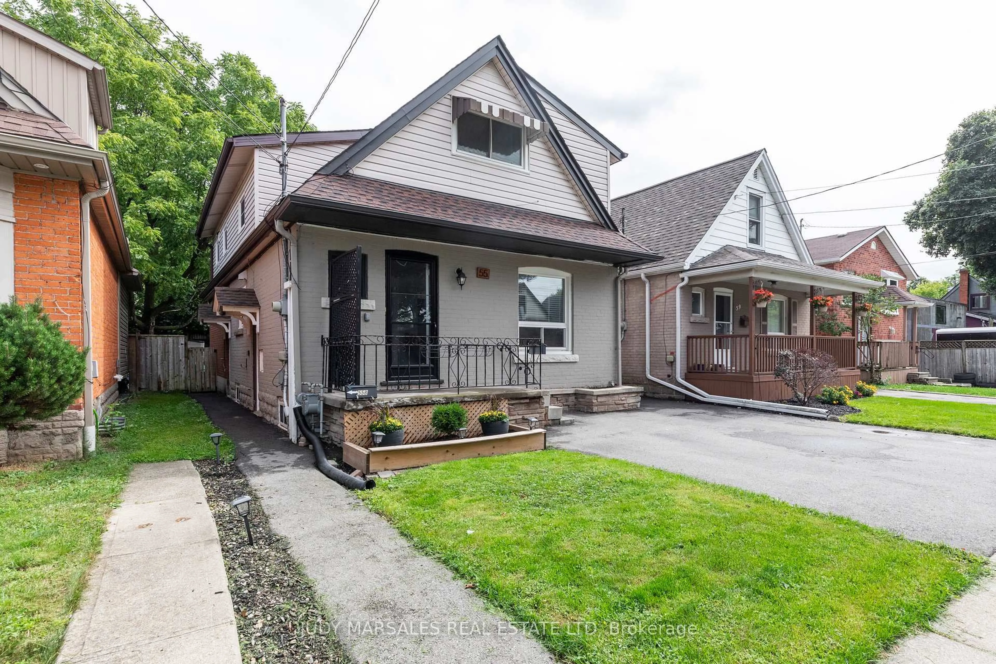 Home with brick exterior material, street for 55 East 26th St, Hamilton Ontario L8V 3C3