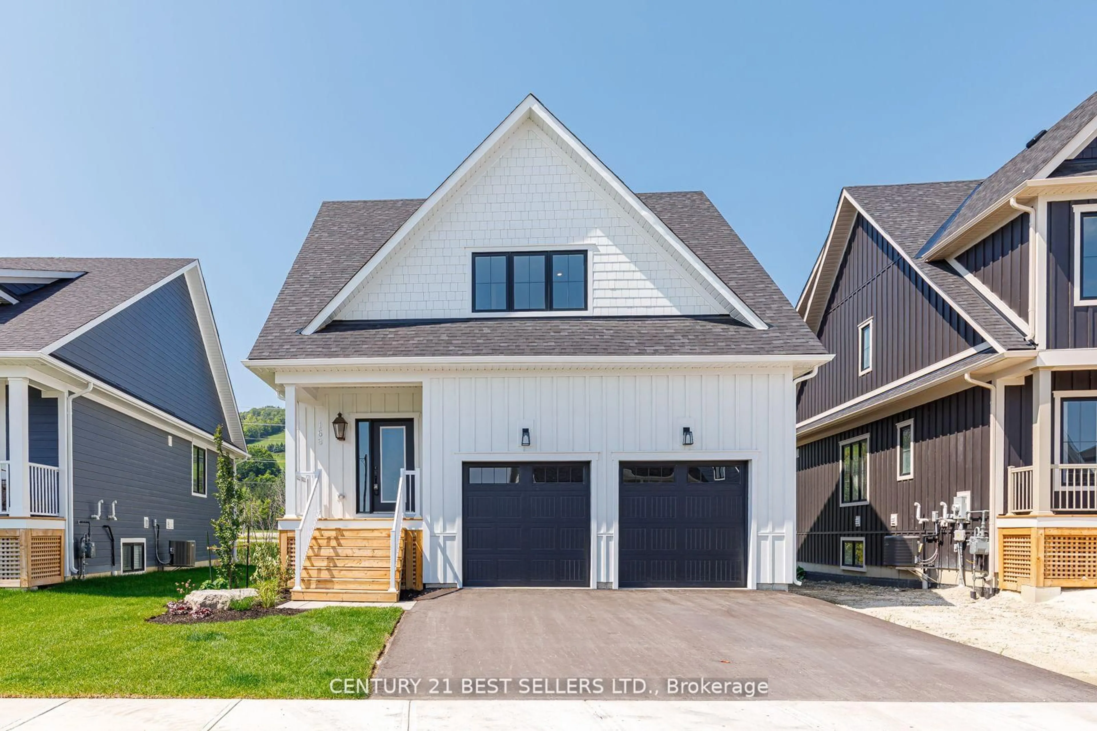 Home with brick exterior material, street for 168 Courtland St, Blue Mountains Ontario L9Y 5L7