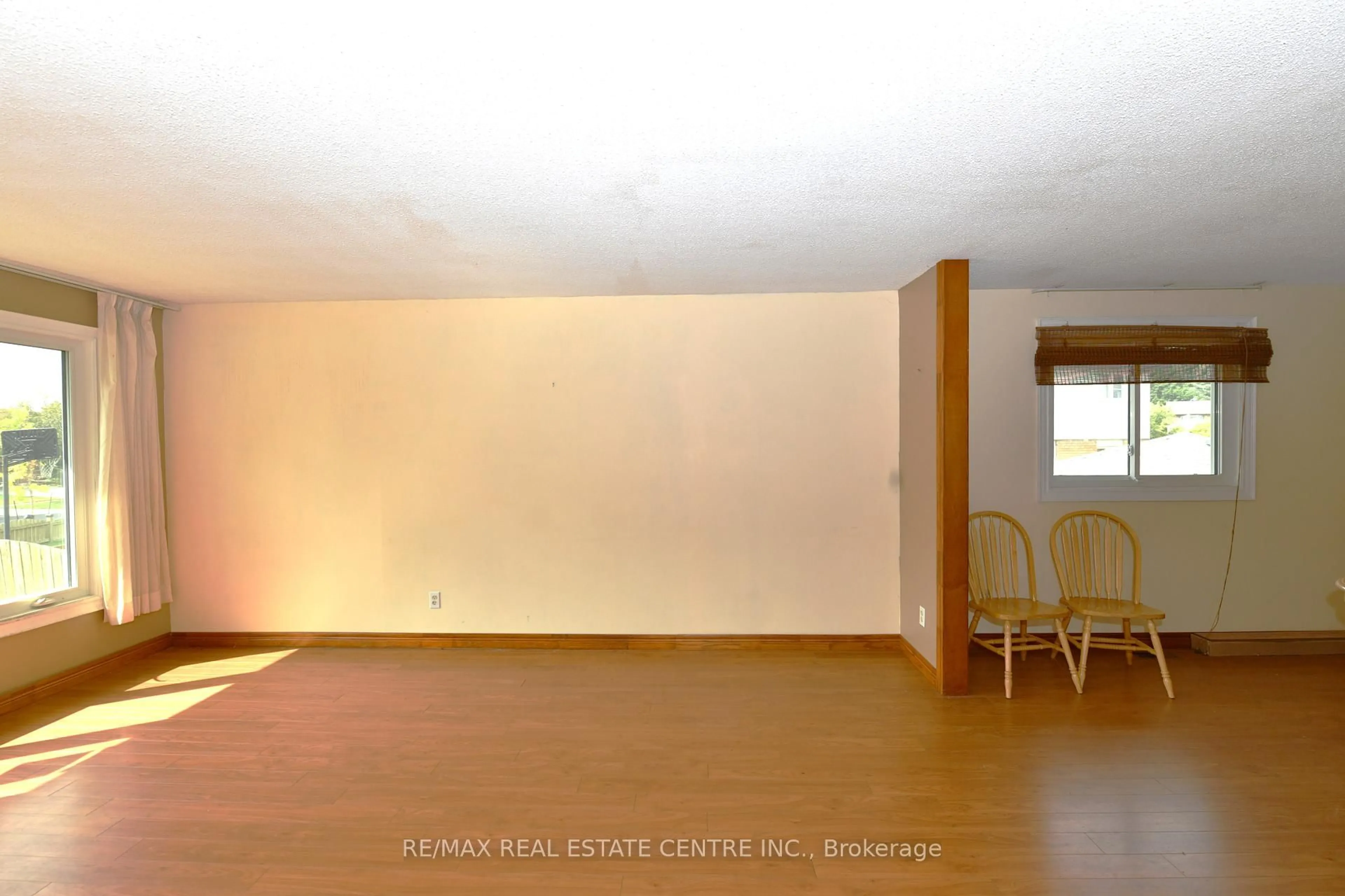 A pic of a room for 30 Casey Dr, Kitchener Ontario N2A 3P1