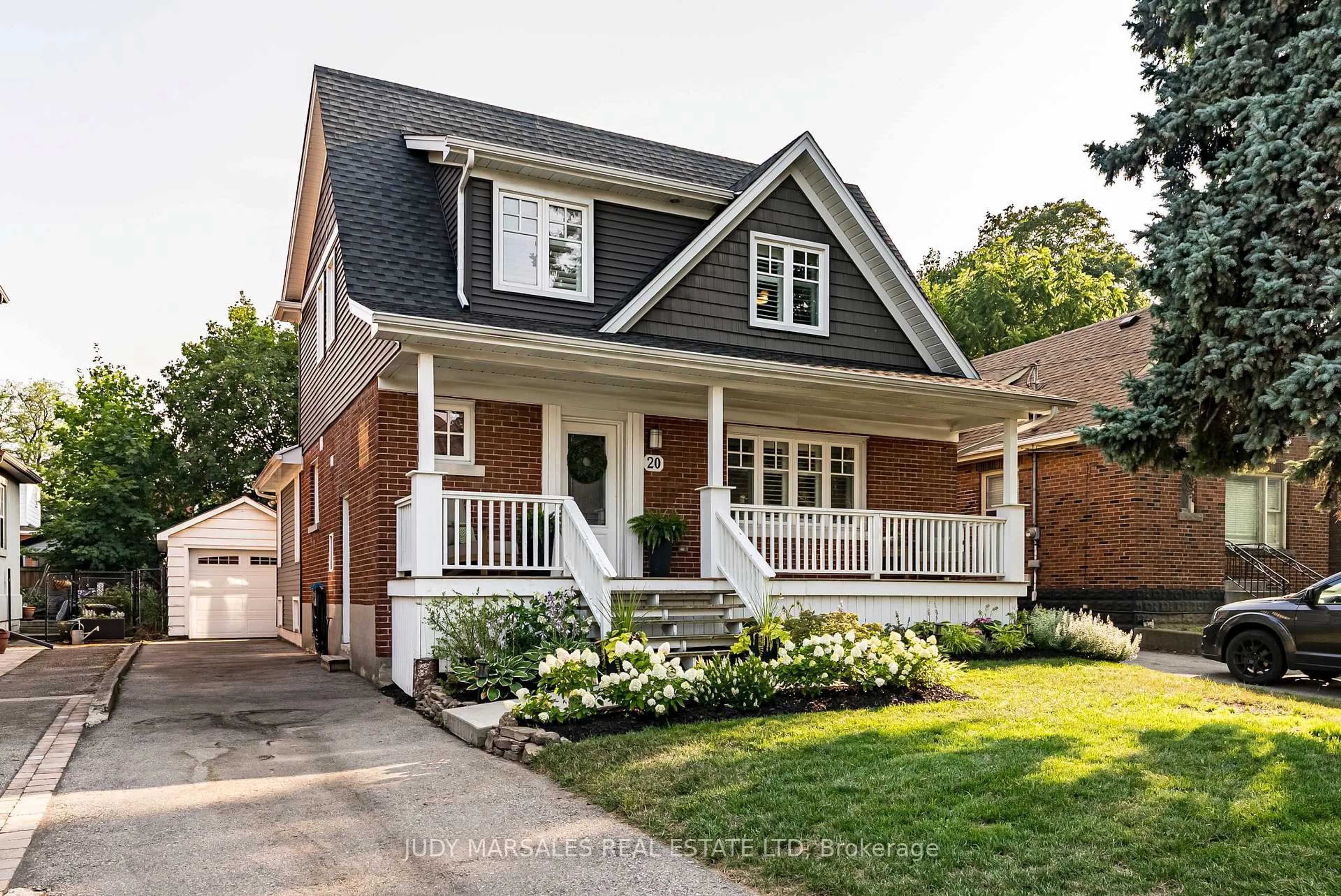 Home with brick exterior material, street for 20 Mountain Park Ave, Hamilton Ontario L9A 1A2