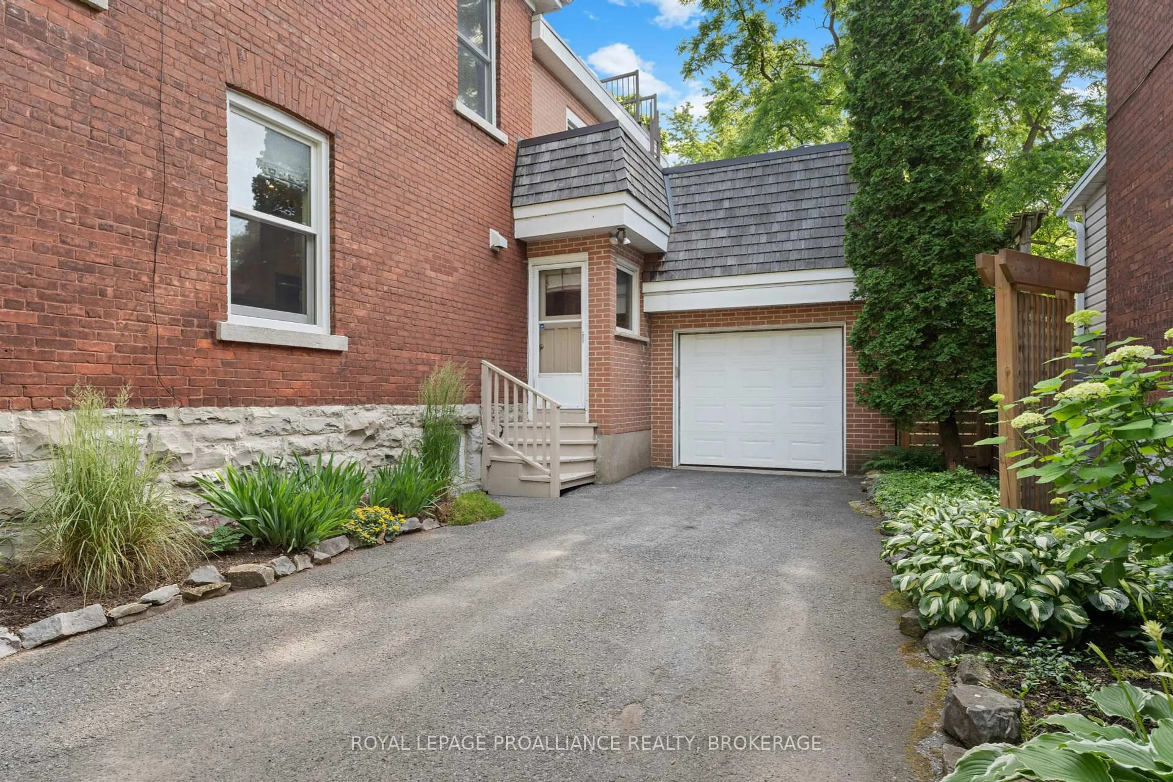 Home with brick exterior material, street for 127 Beverley St, Kingston Ontario K7L 3Y7
