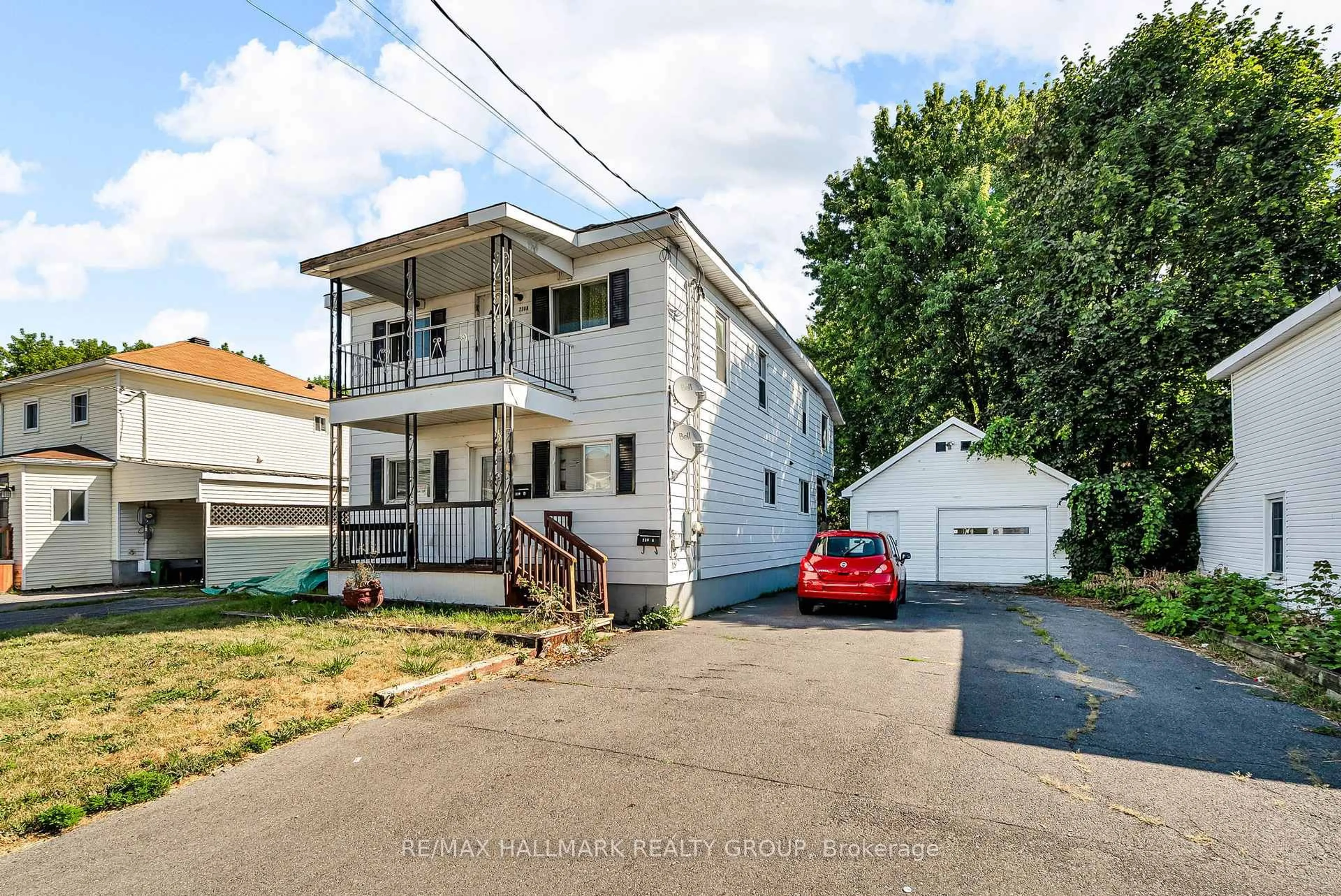 A pic from outside/outdoor area/front of a property/back of a property/a pic from drone, street for 230 Alice St, Cornwall Ontario K6H 4R9