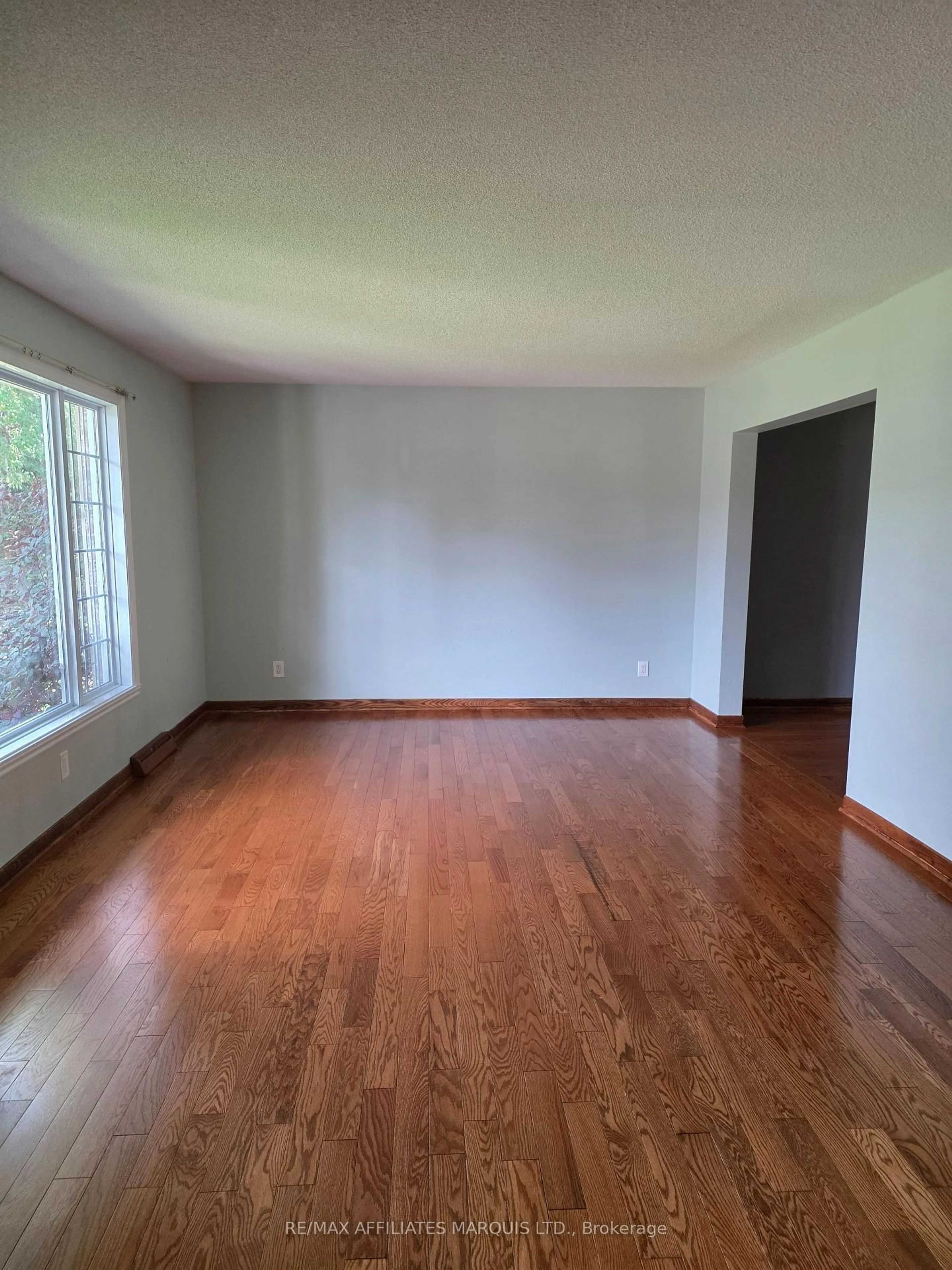 A pic of a room for 1514 Catherine St, Cornwall Ontario K6J 5B8