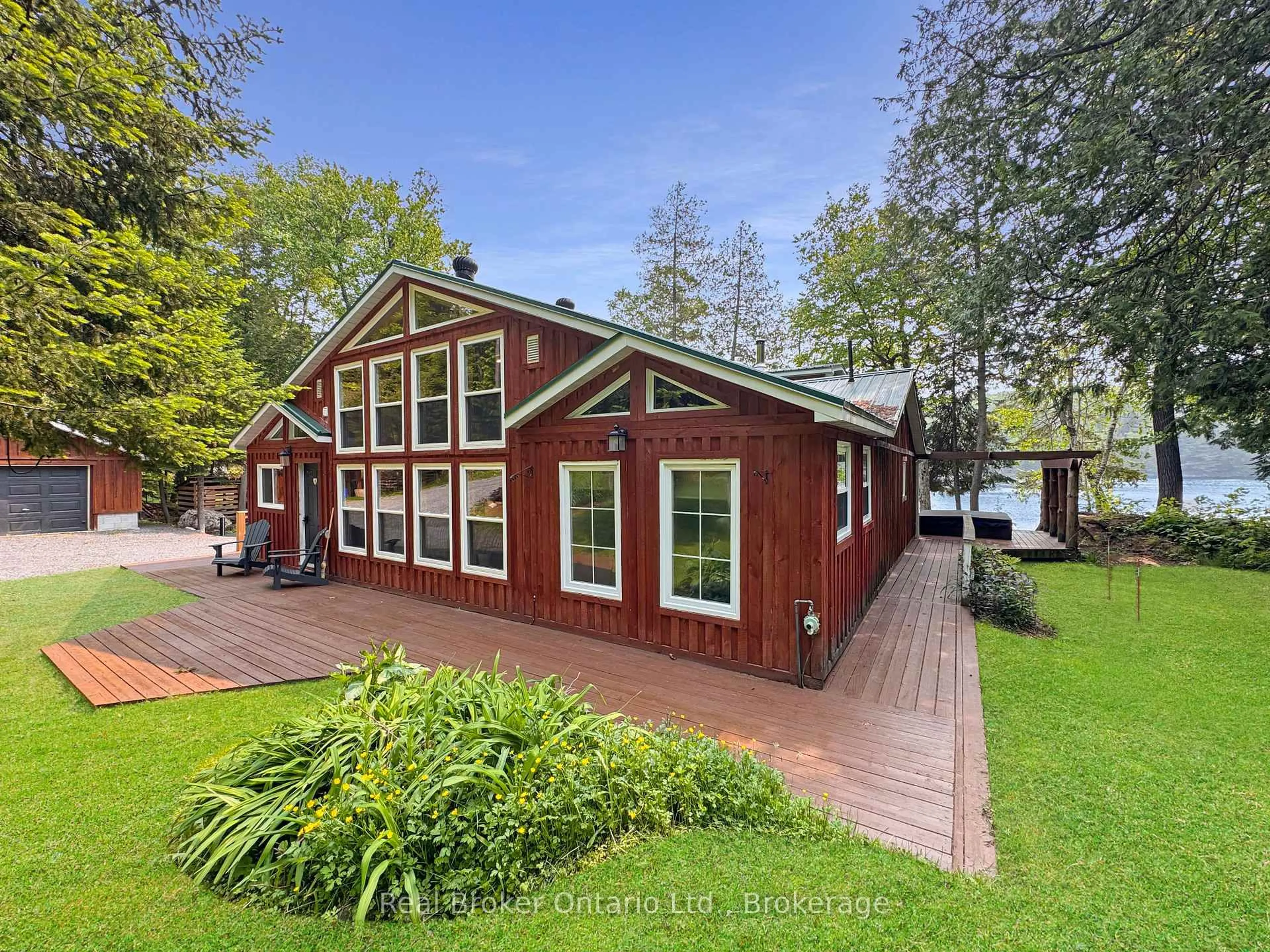 A pic from outside/outdoor area/front of a property/back of a property/a pic from drone, unknown for 31 Fowke Lake Rd, Parry Sound Remote Area Ontario P0A 1X0