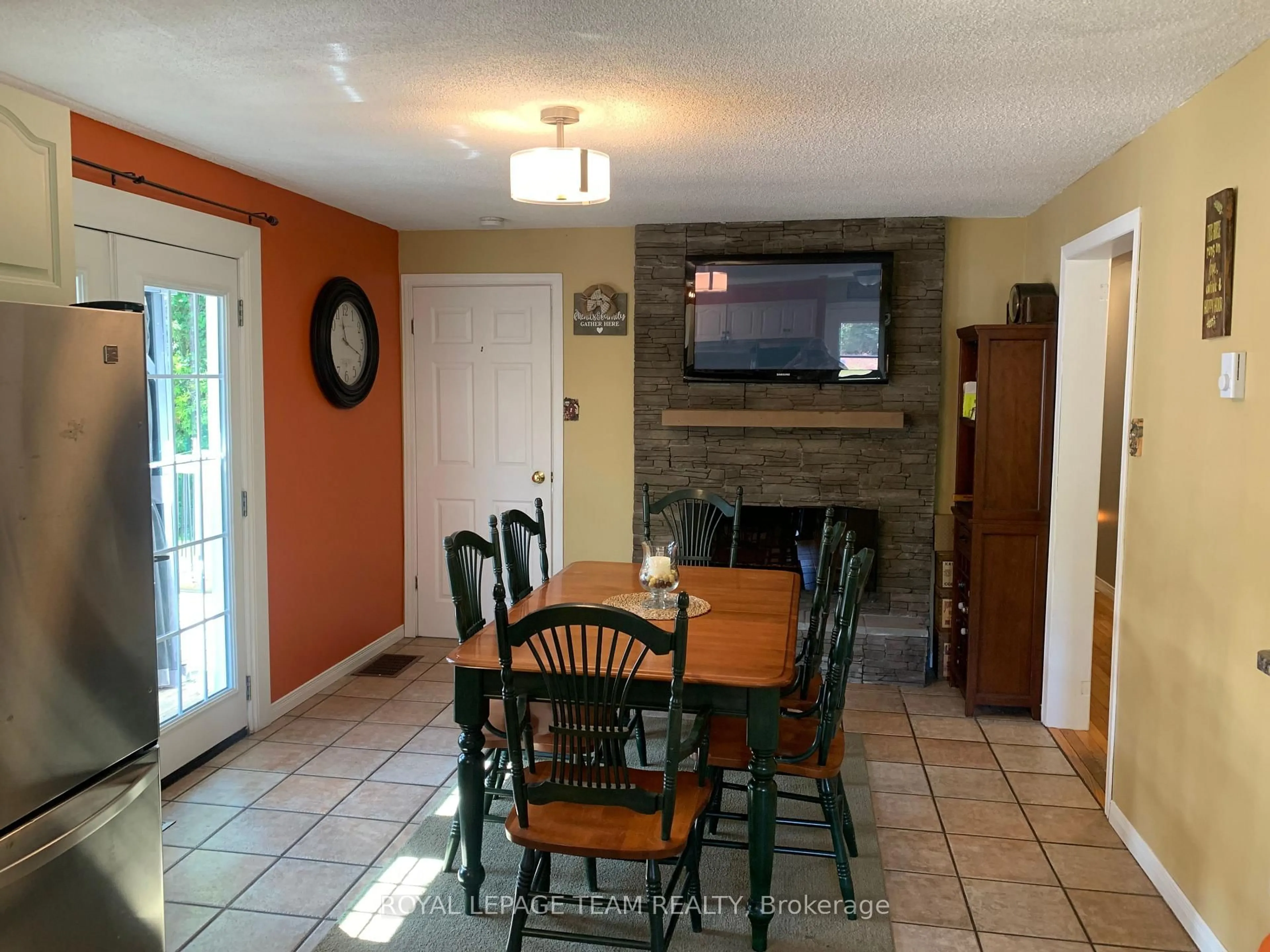 Dining room, unknown for 690 Limerick Rd, North Grenville Ontario K0G 1T0