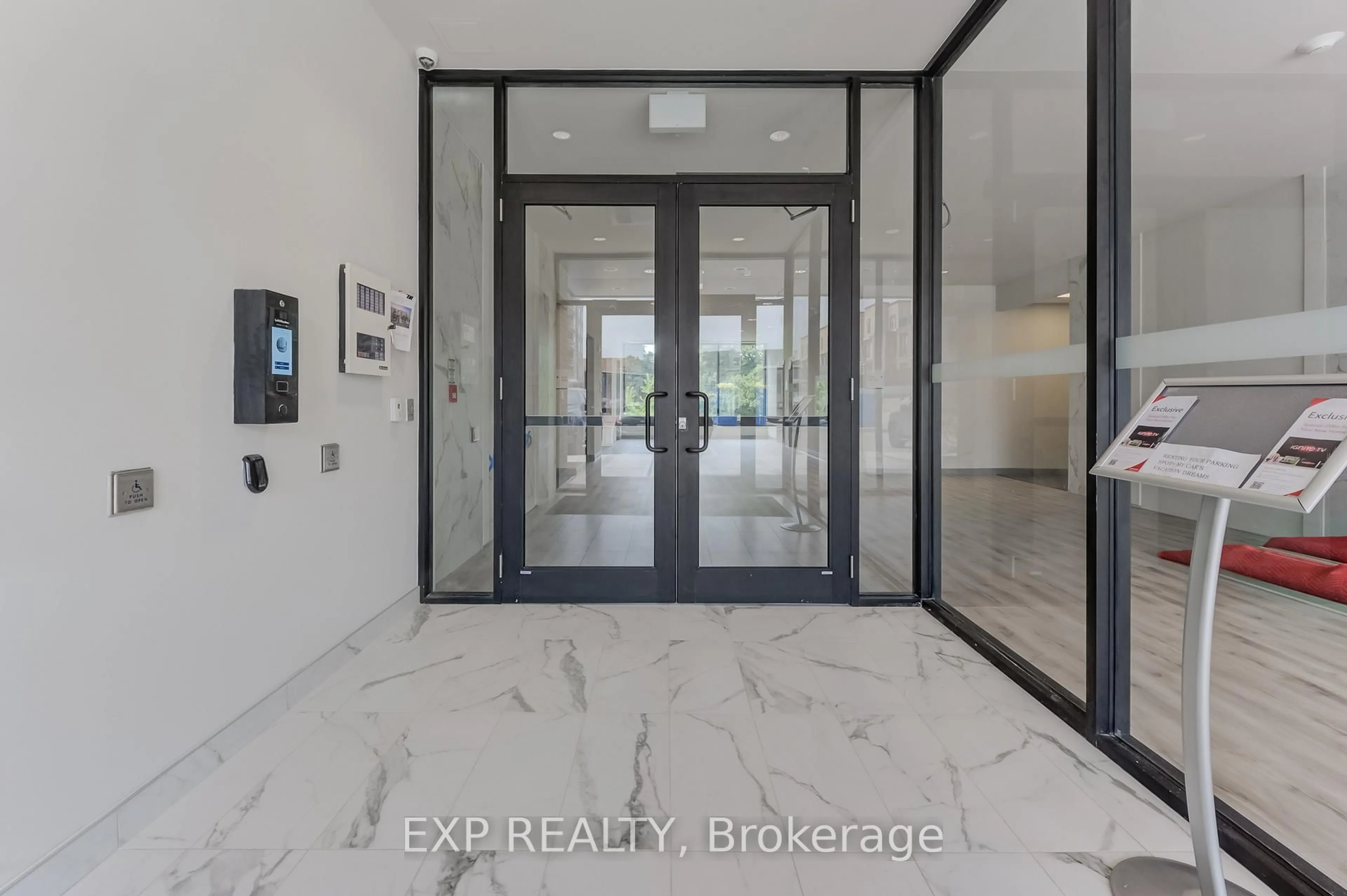 Indoor entryway for 103 Roger St #516, Waterloo Ontario N2J 1A4