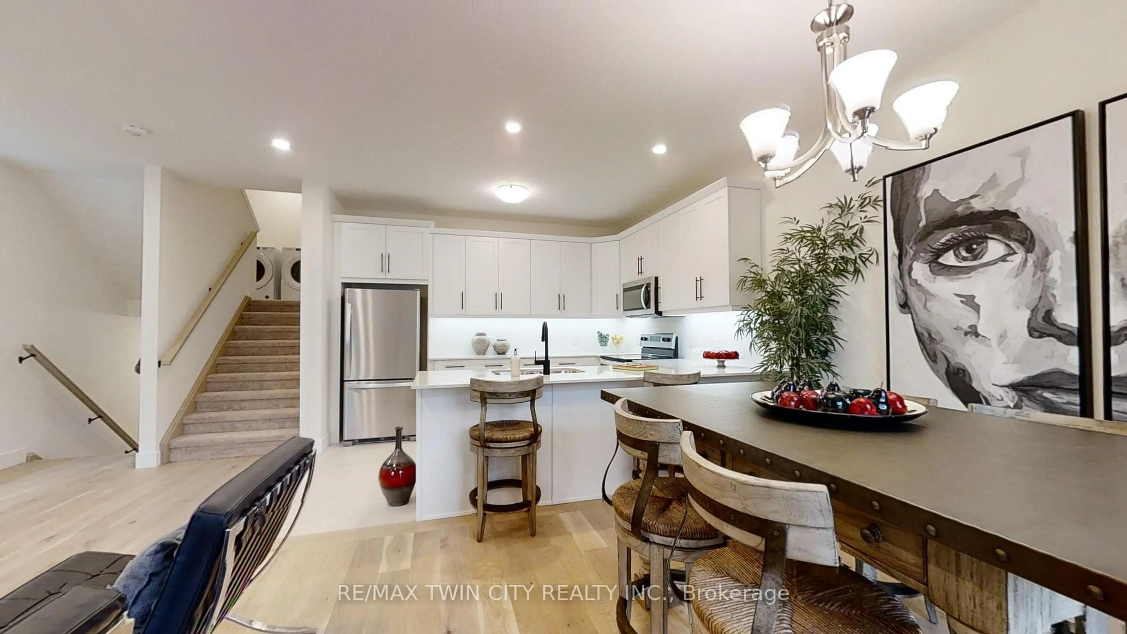 Open concept kitchen, unknown for 947 DEVERON Cres, London South Ontario N5X 3X4