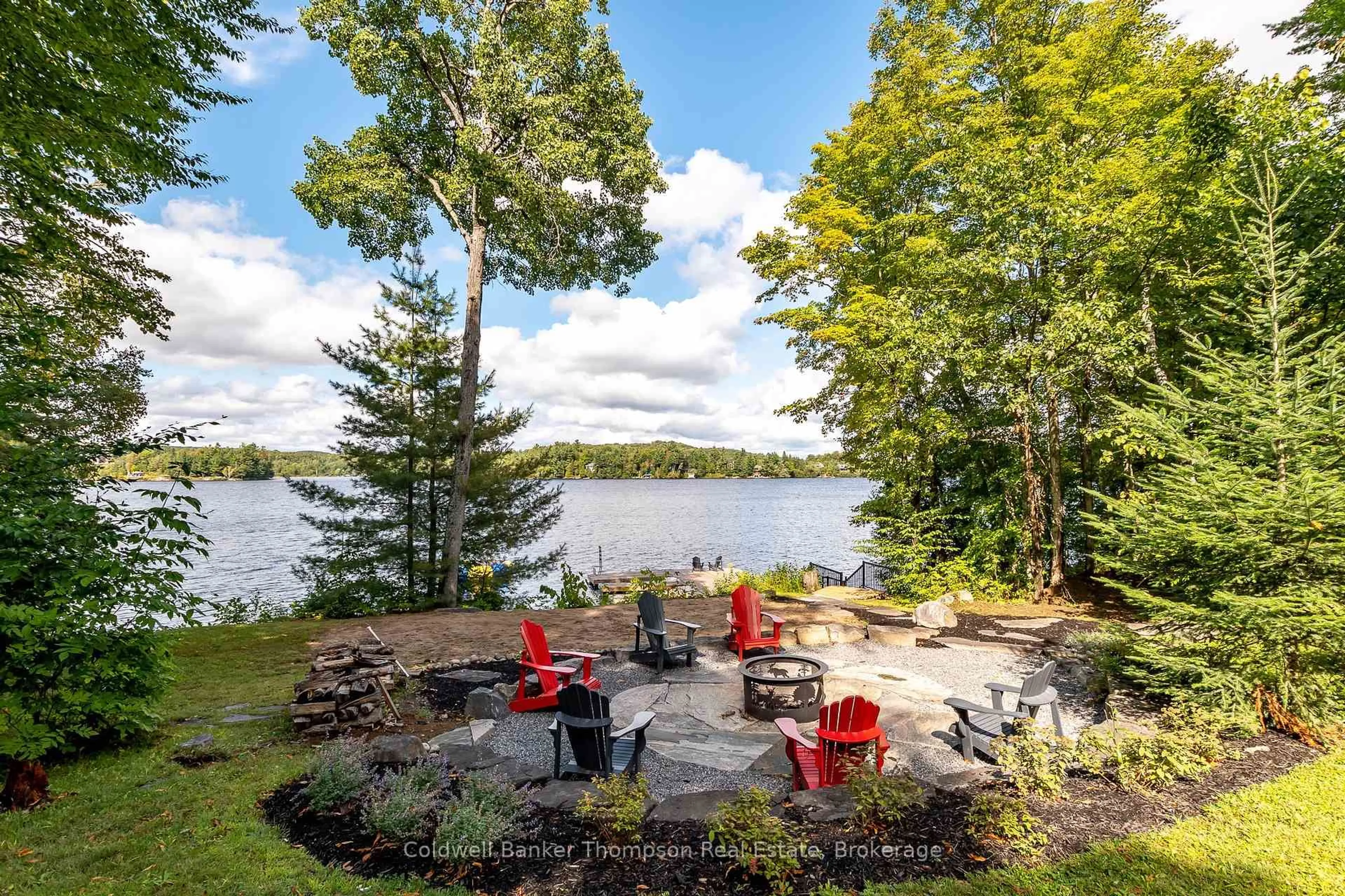 Patio, water/lake/river/ocean view for 386 Swallowdale Rd, Huntsville Ontario P1H 0A5