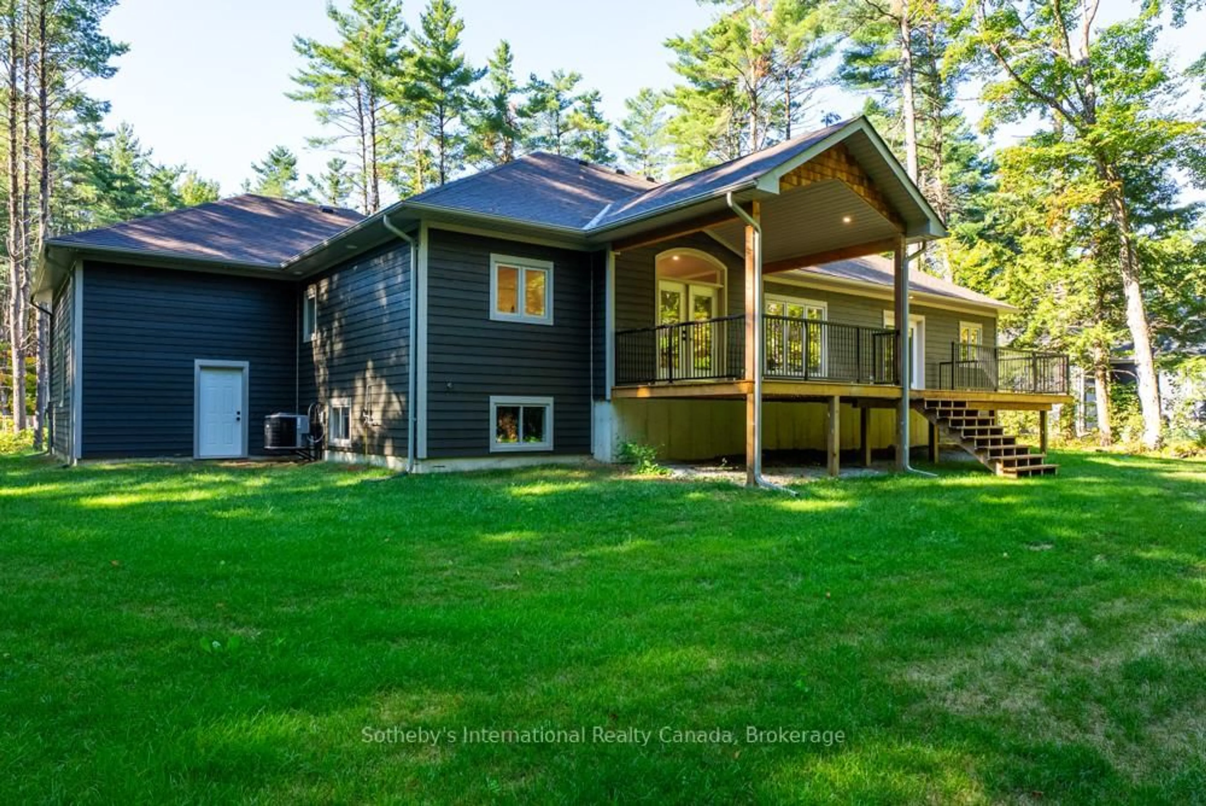 Unknown for 1030 Xavier St, Gravenhurst Ontario P0E 1G0