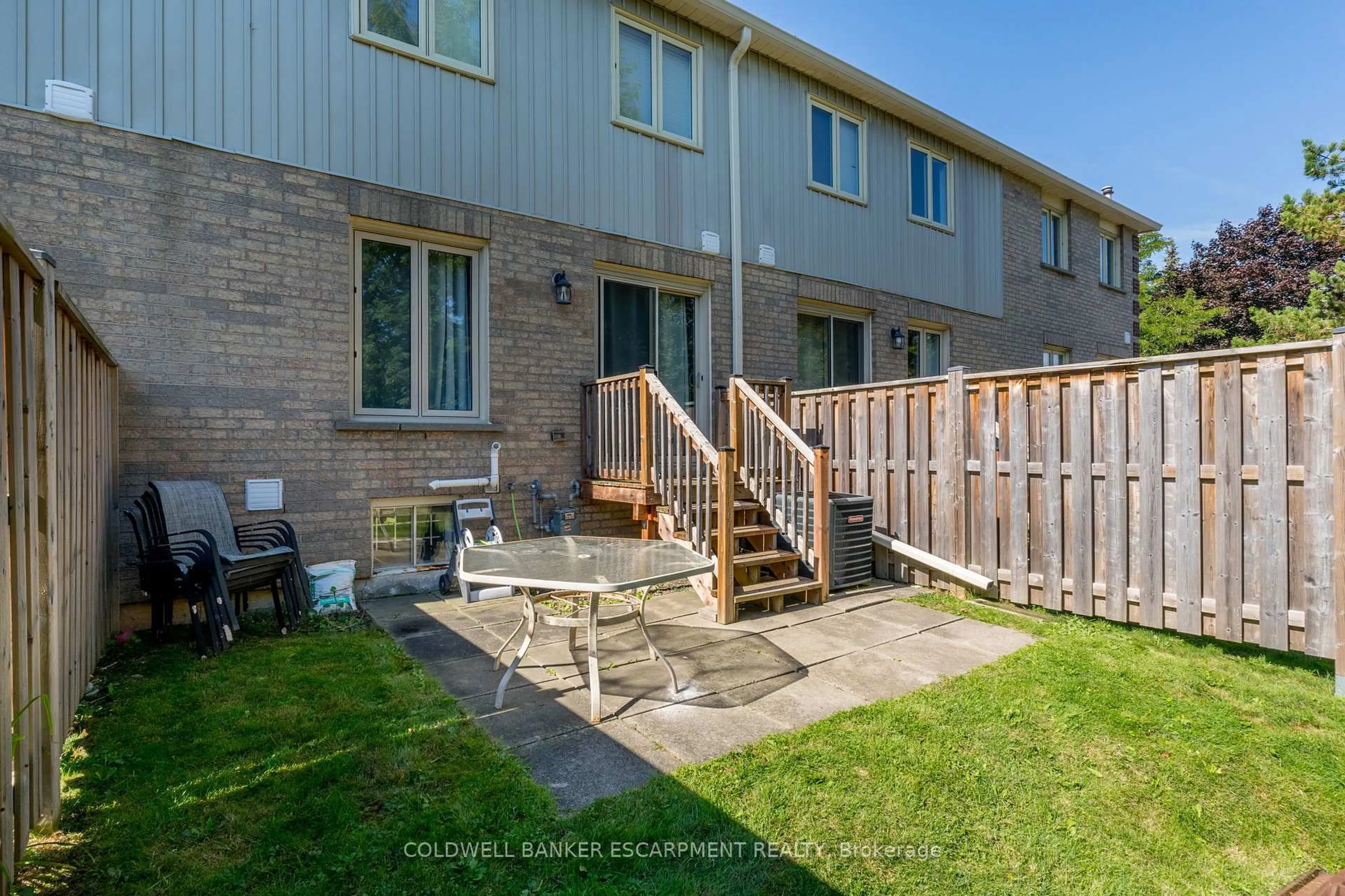 Patio, street for 302 College Ave #181, Guelph Ontario N1G 4T6