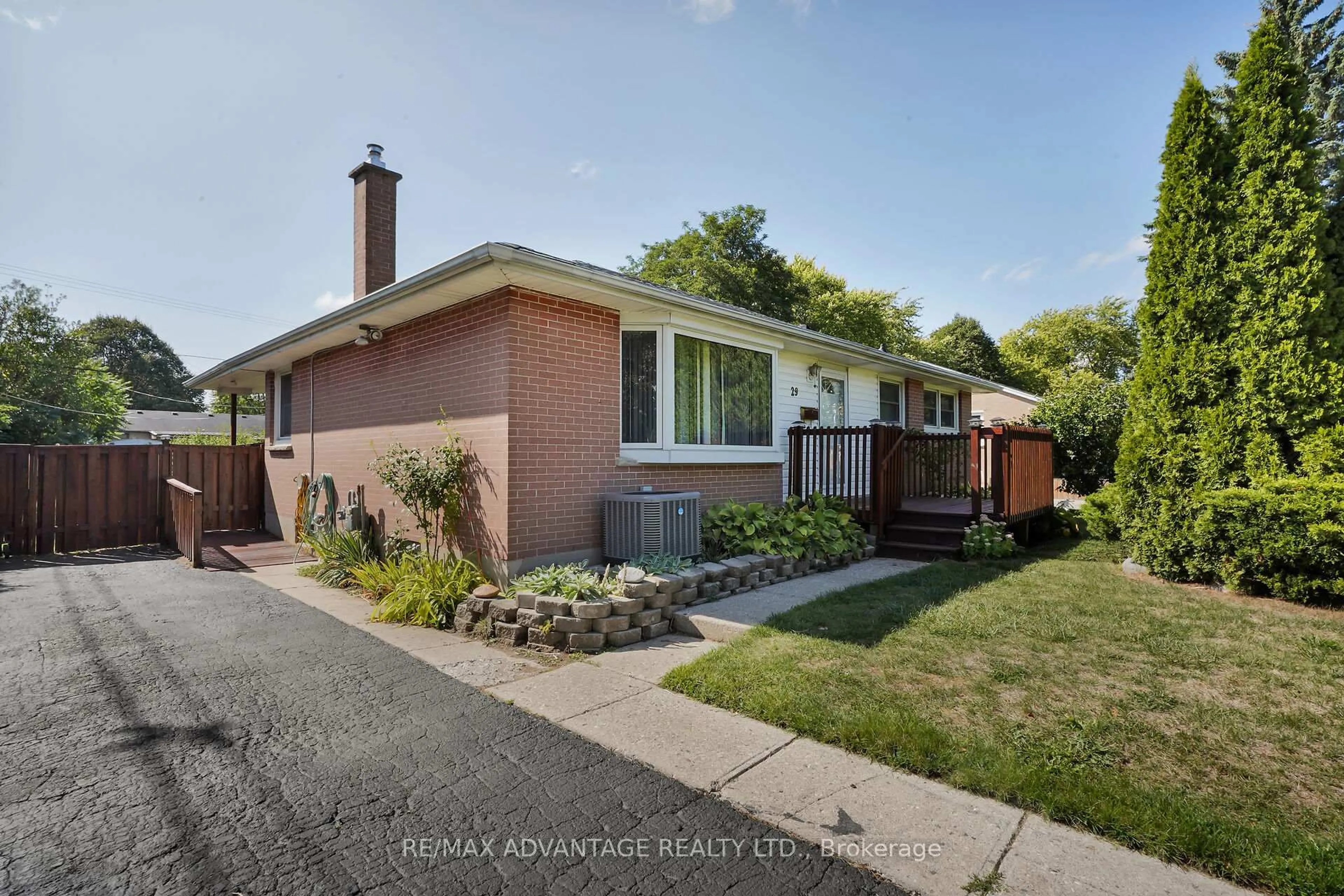 Home with brick exterior material, street for 29 Langton Rd, London East Ontario N5V 2L9