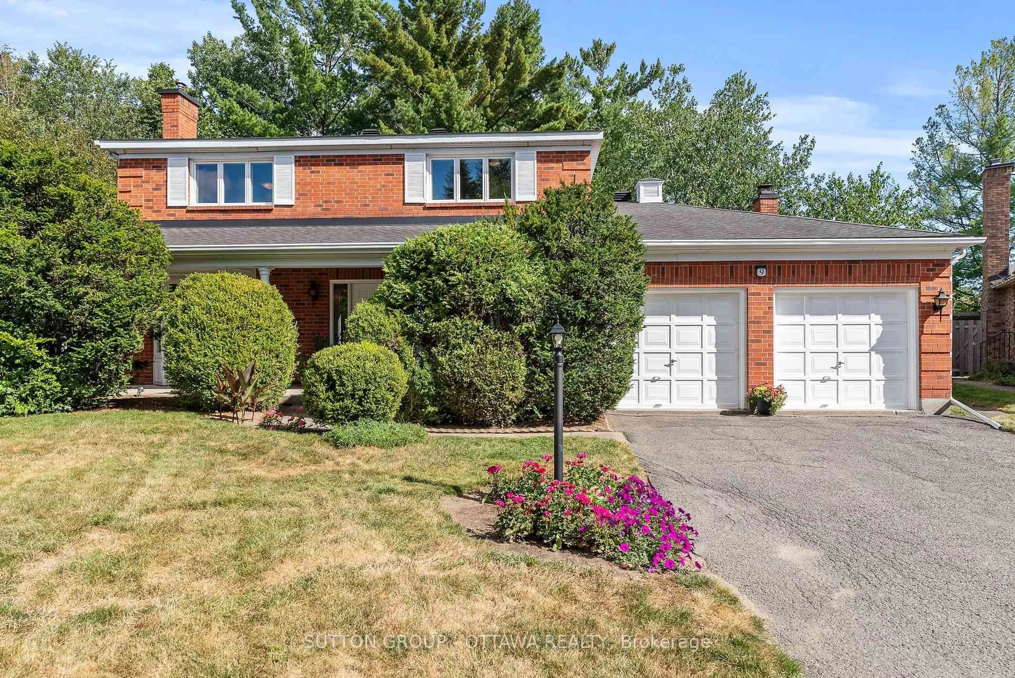 Home with brick exterior material, street for 9 Sundance Crt, Ottawa Ontario K2H 8T4