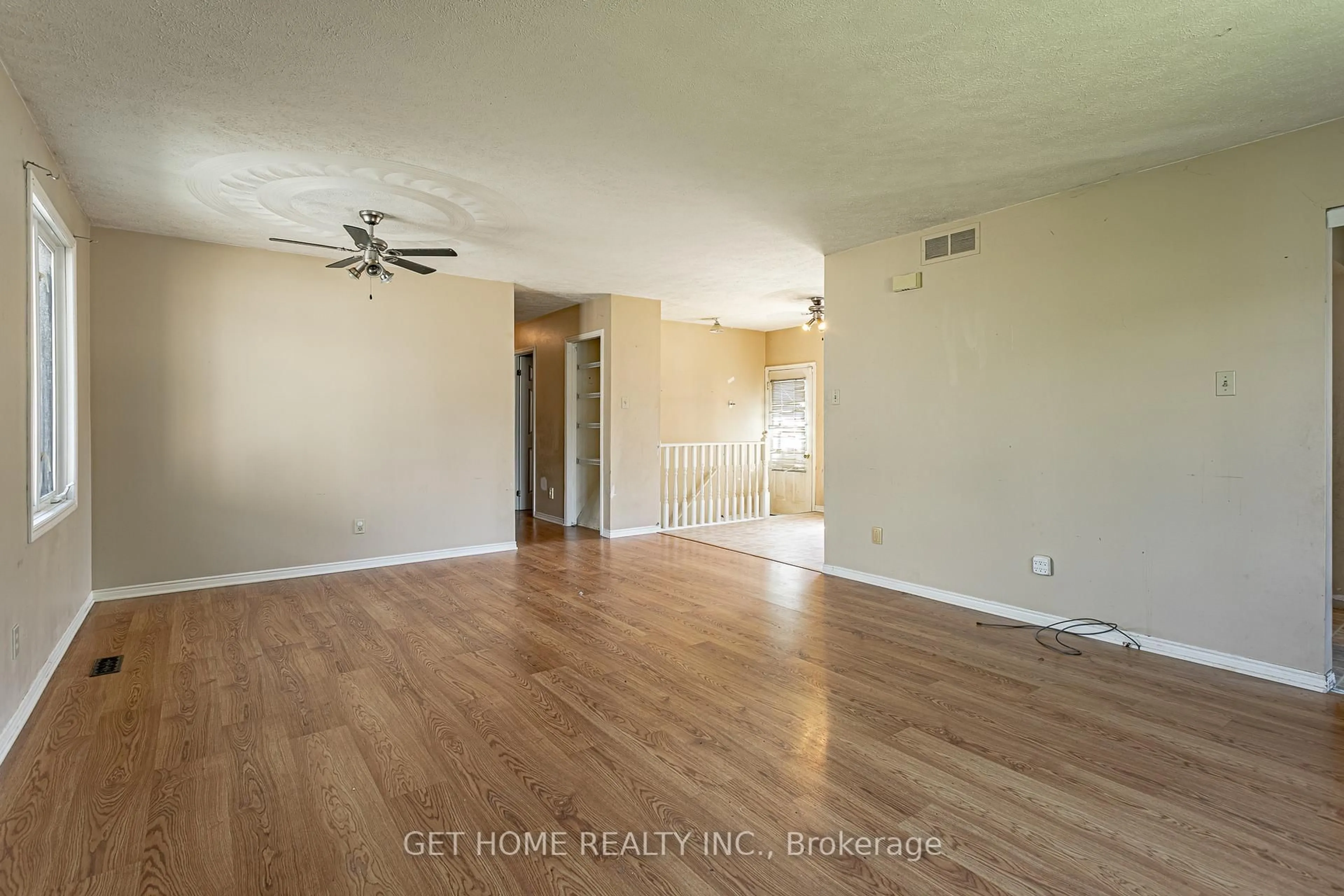 A pic of a room for 210 King Hiram St, Ingersoll Ontario N5C 1L8
