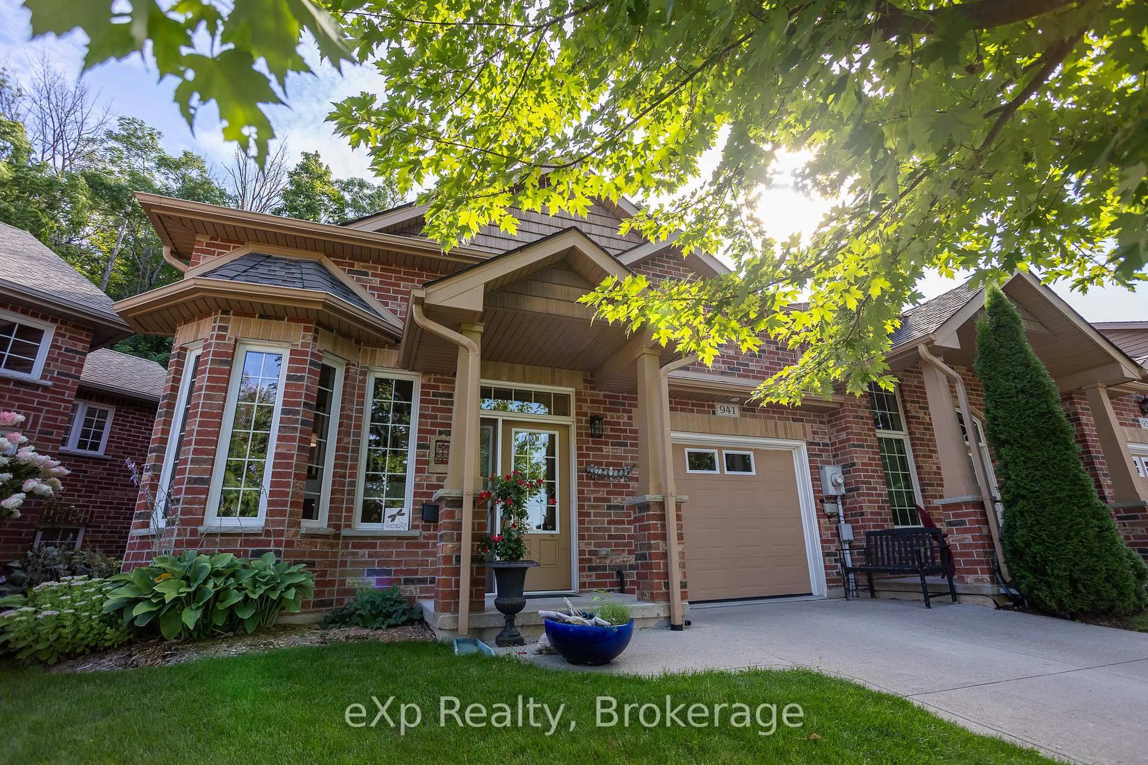 Home with brick exterior material, street for 941 5th Avenue A Ave, Owen Sound Ontario N4K 0C2