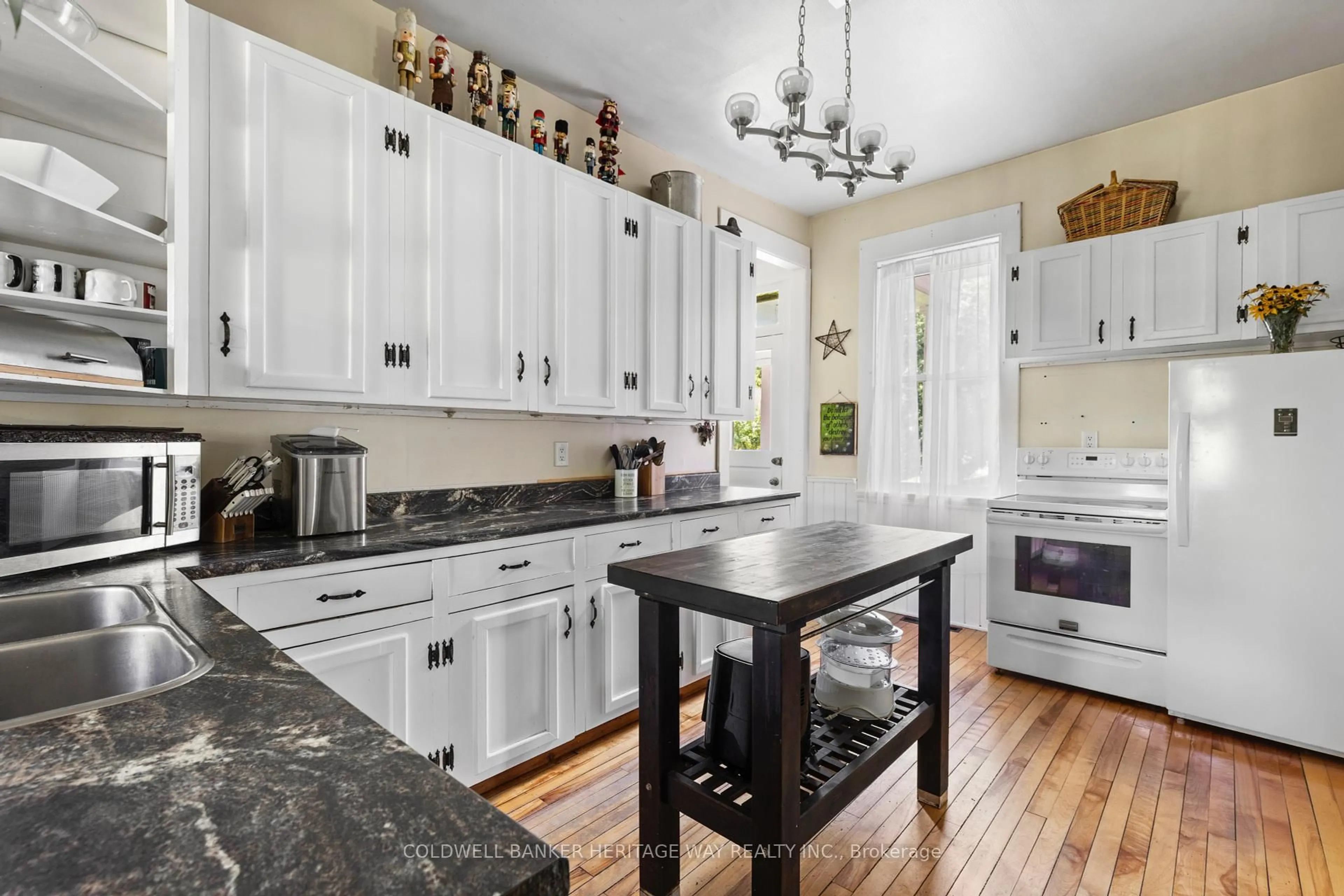 Open concept kitchen, ceramic/tile floor for 391 Mount St-Patrick Rd, Renfrew Ontario K7V 3Z7