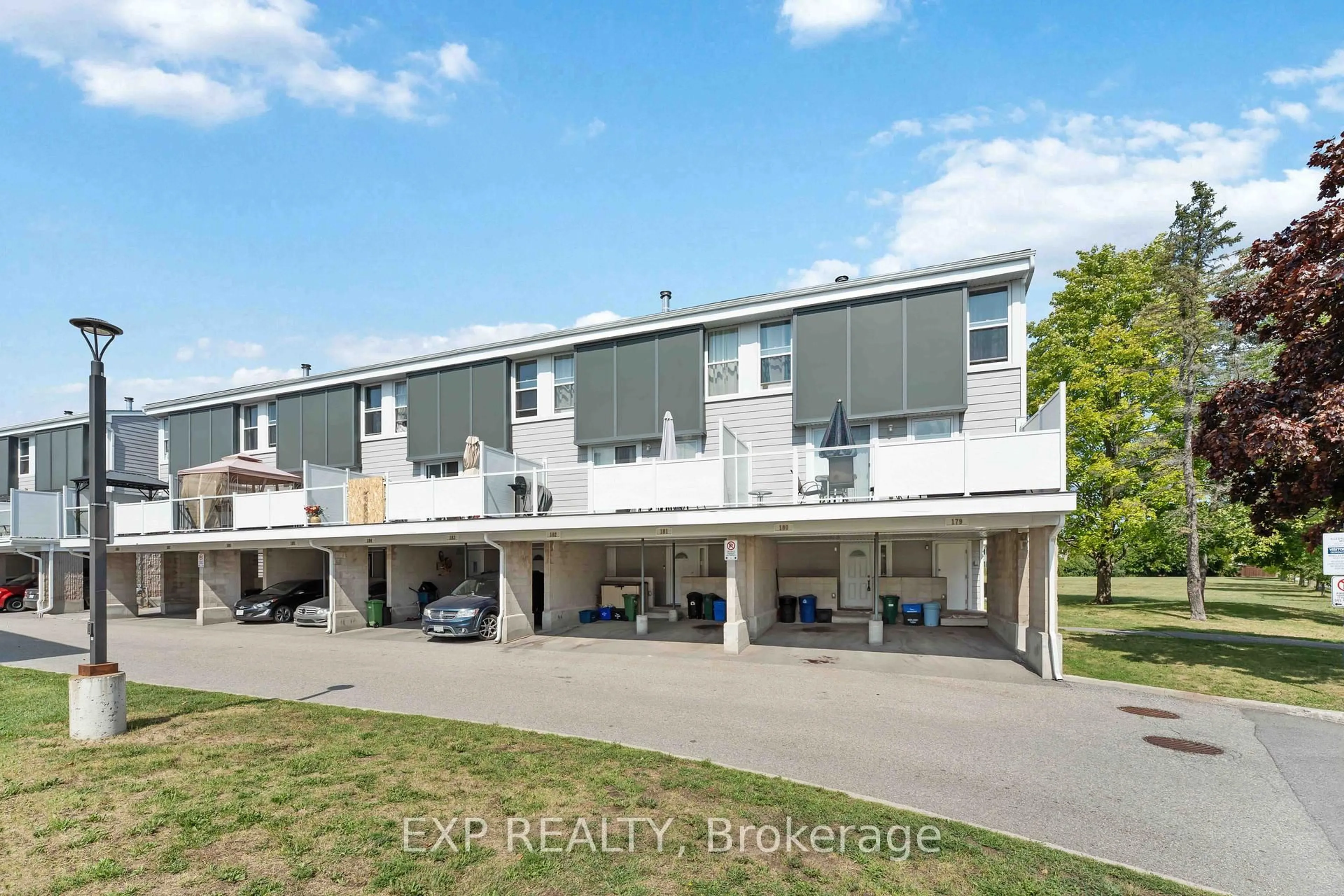 A pic from outside/outdoor area/front of a property/back of a property/a pic from drone, unknown for 825 Cahill Dr #181, Ottawa Ontario K1V 9N8