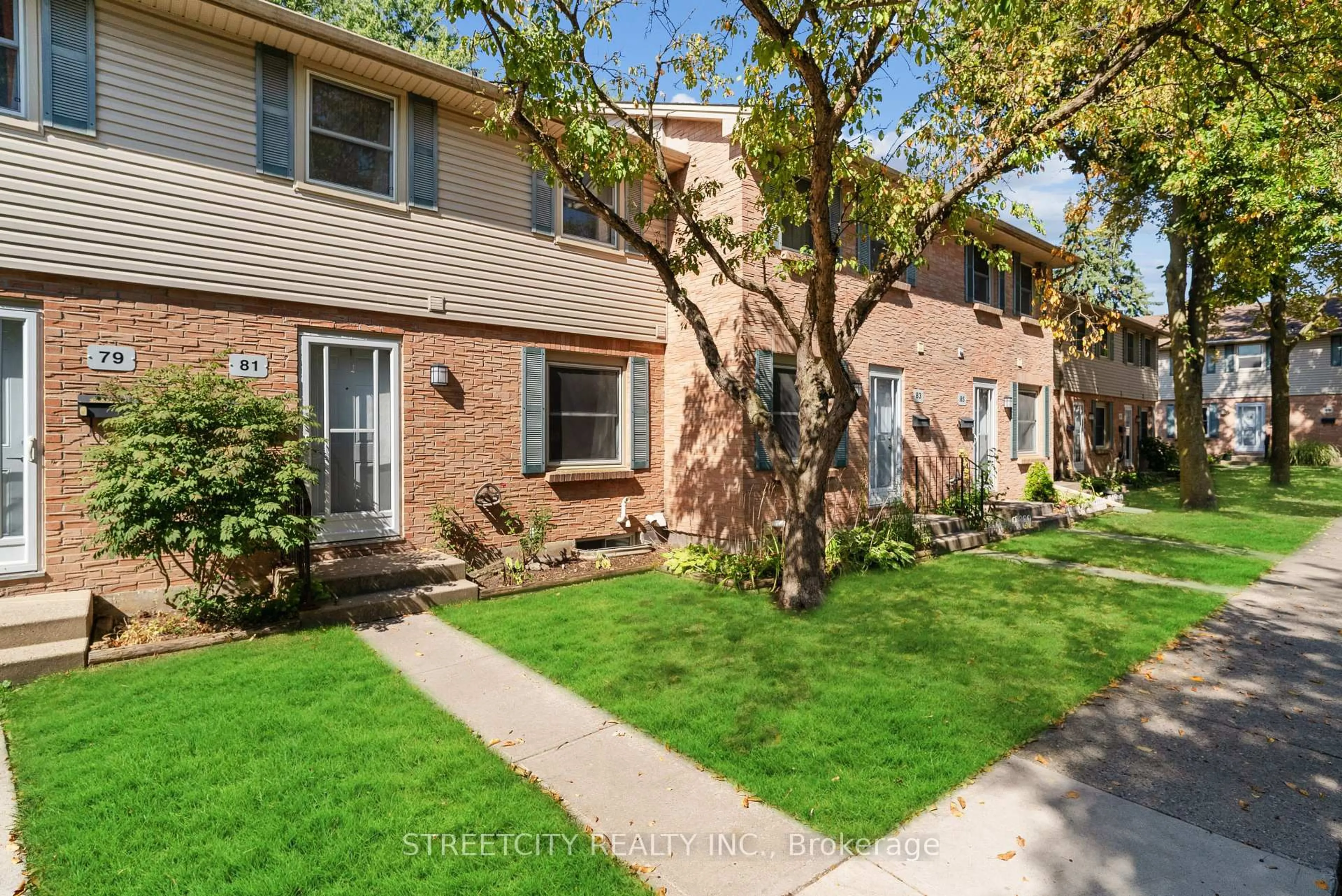Unknown for 1247 Huron St #81, London East Ontario N5Y 4X7