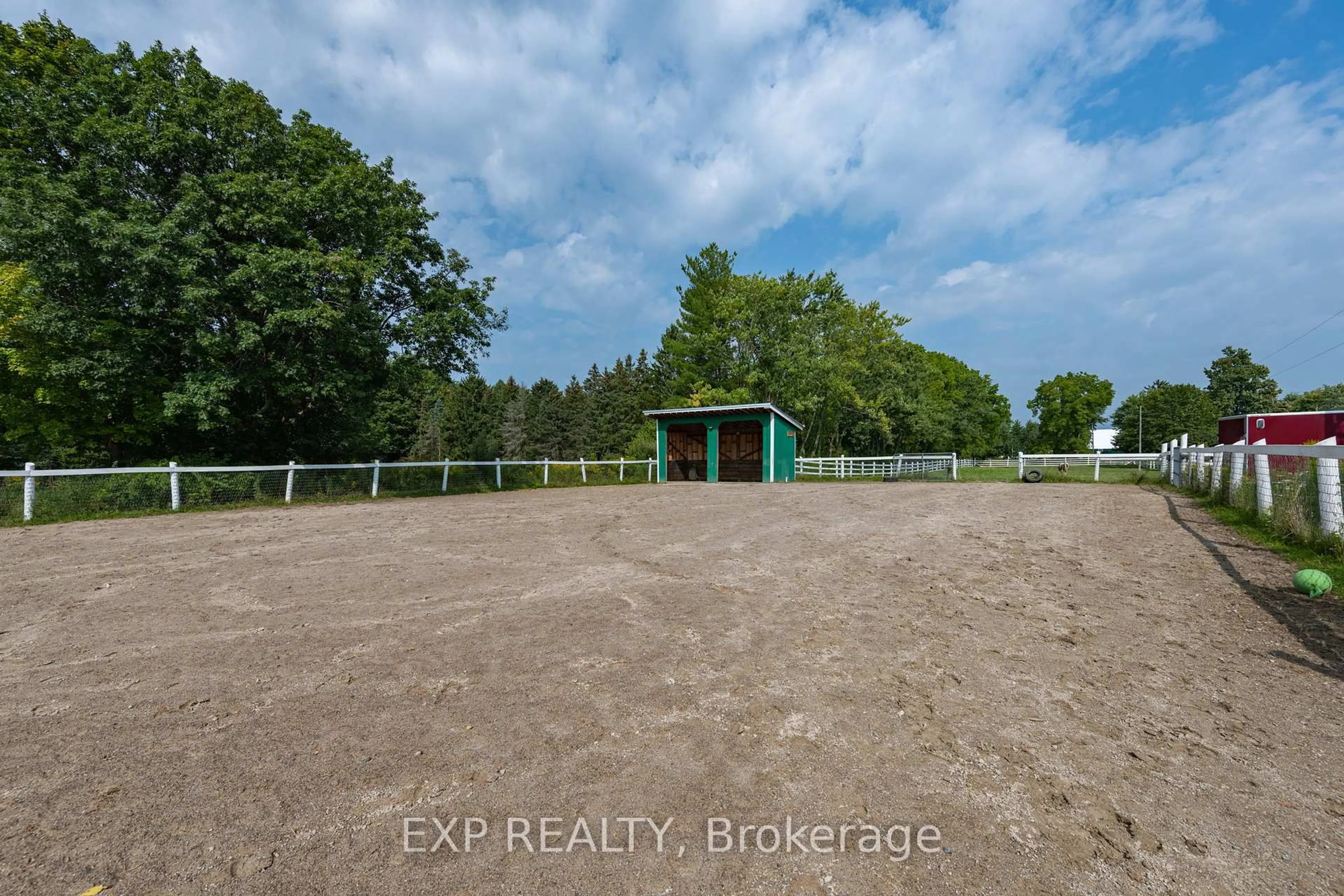 A pic from outside/outdoor area/front of a property/back of a property/a pic from drone, building for 8101 Decker Dr, Middlesex Centre Ontario N6P 1P3