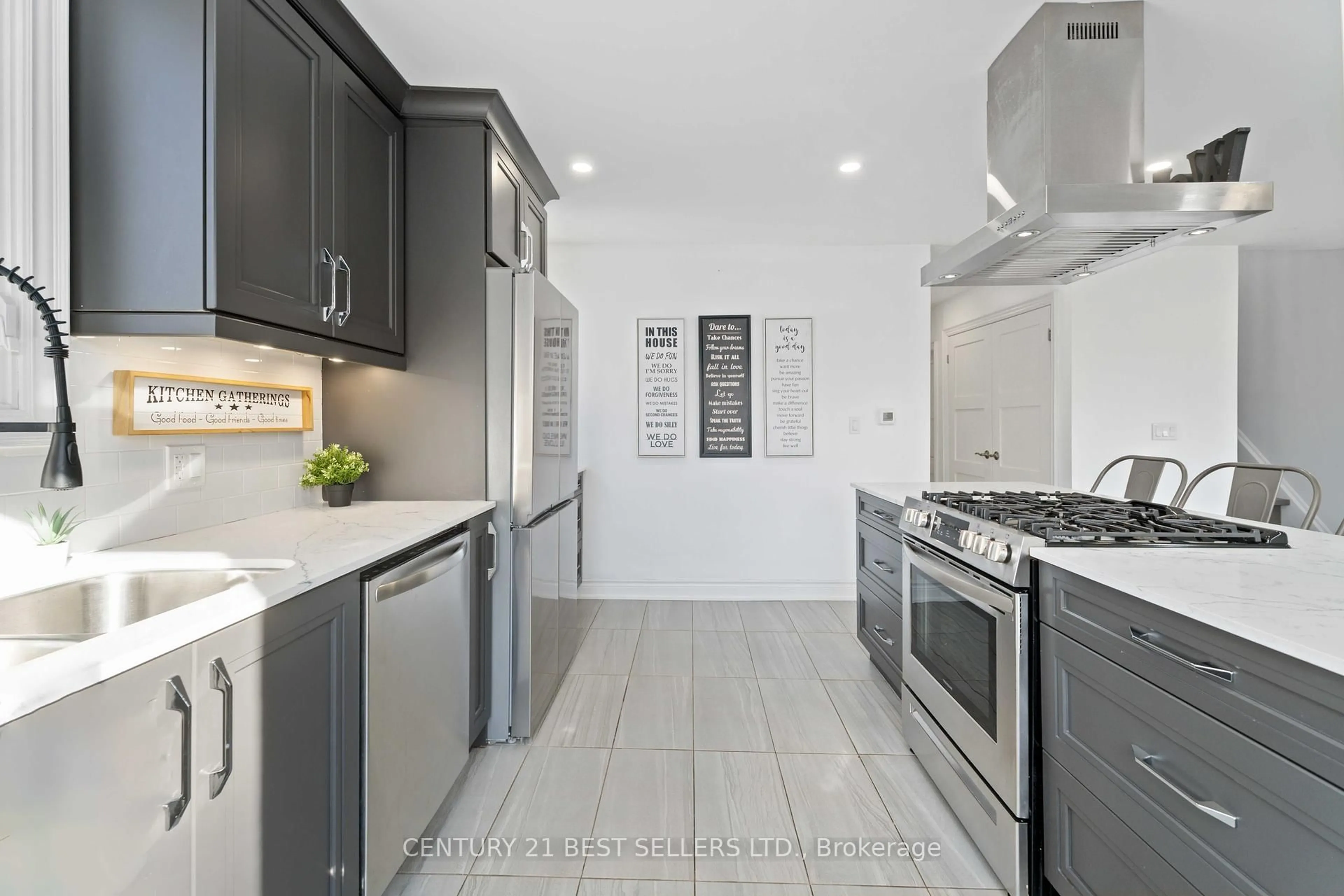 Contemporary kitchen, ceramic/tile floor for 599 Beach Blvd, Hamilton Ontario L8H 6X8
