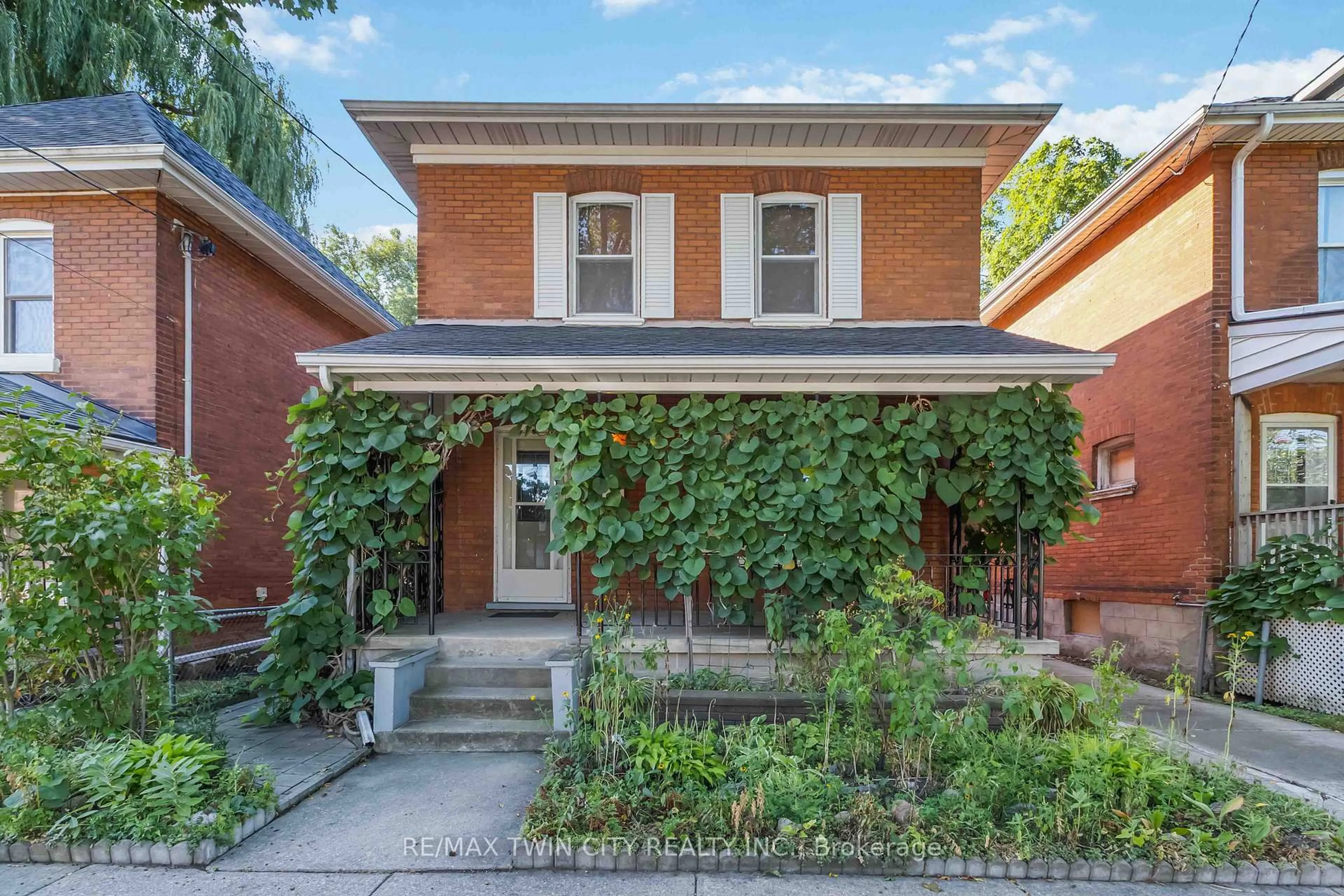Home with brick exterior material, street for 127 Marlborough St, Brant Ontario N3S 4S7