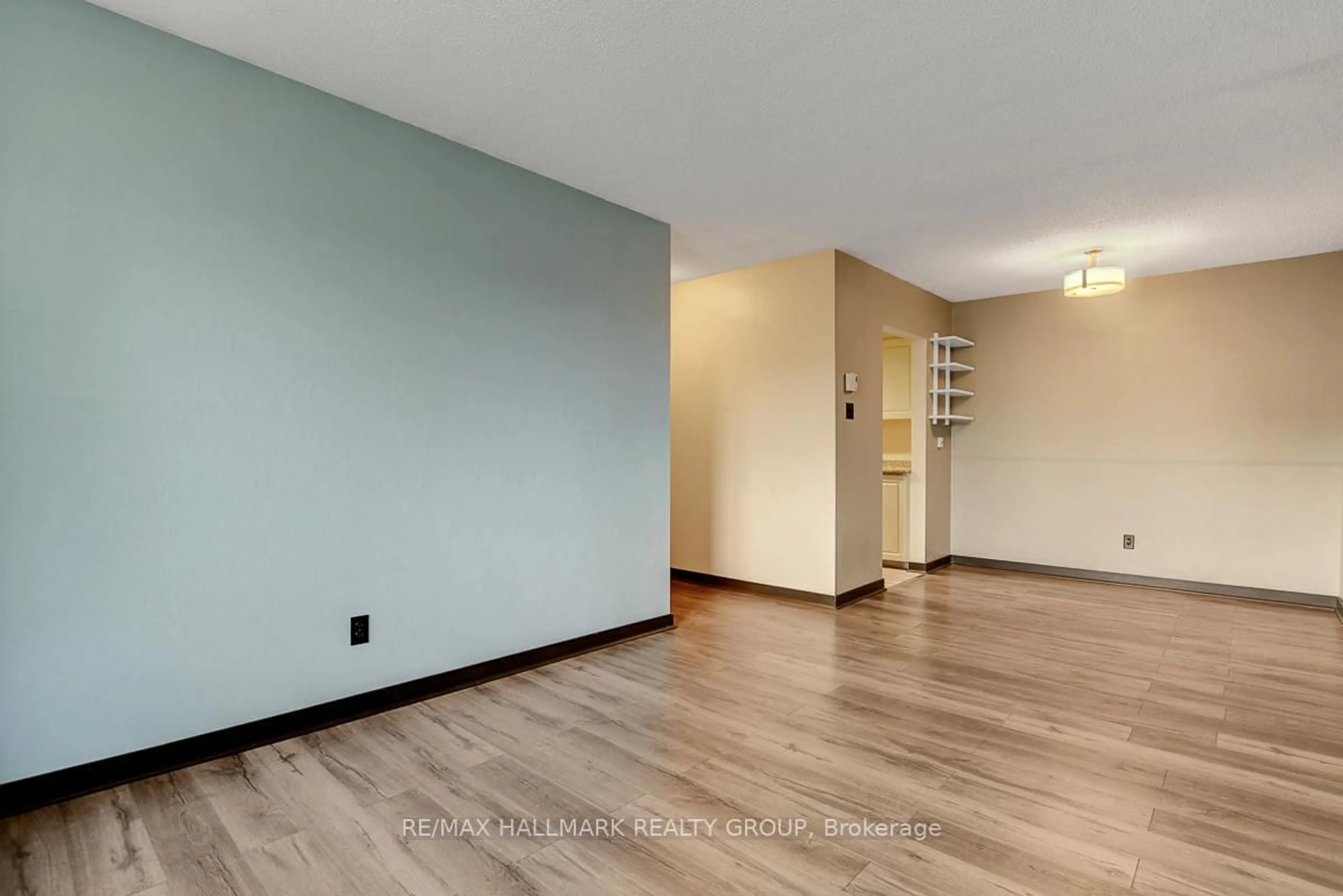 A pic of a room for 2041 Arrowsmith Dr #401C, Ottawa Ontario K1J 7V7