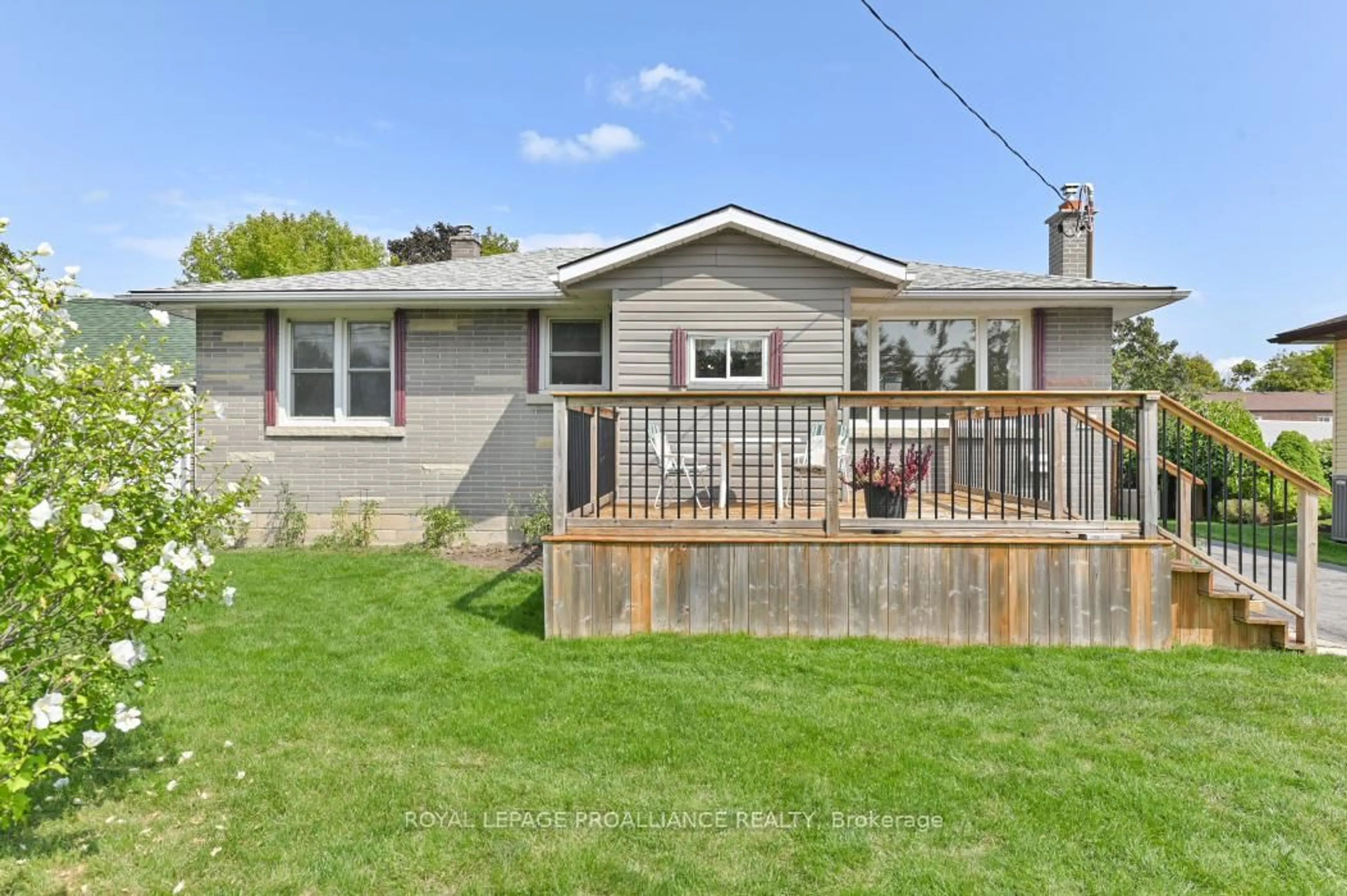 Home with vinyl exterior material, street for 13 Lemoine St, Belleville Ontario K8P 4G8