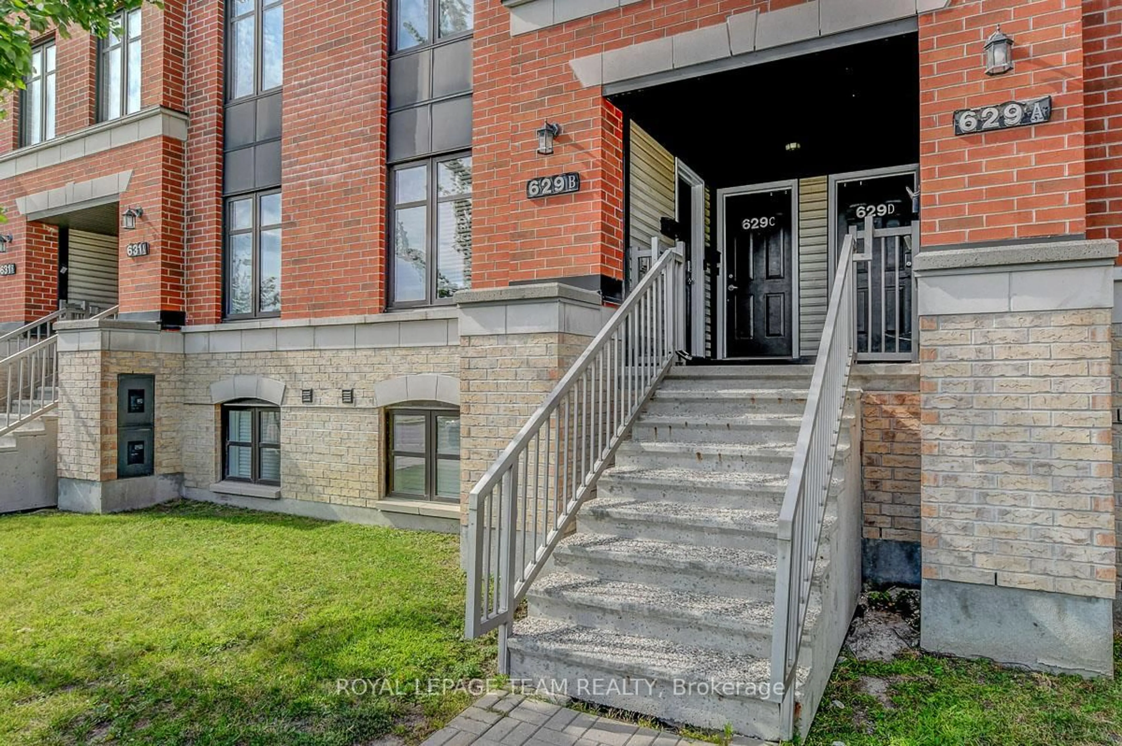 Unknown for 629 Chapman Mills Dr #B, Ottawa Ontario K2J 5T1