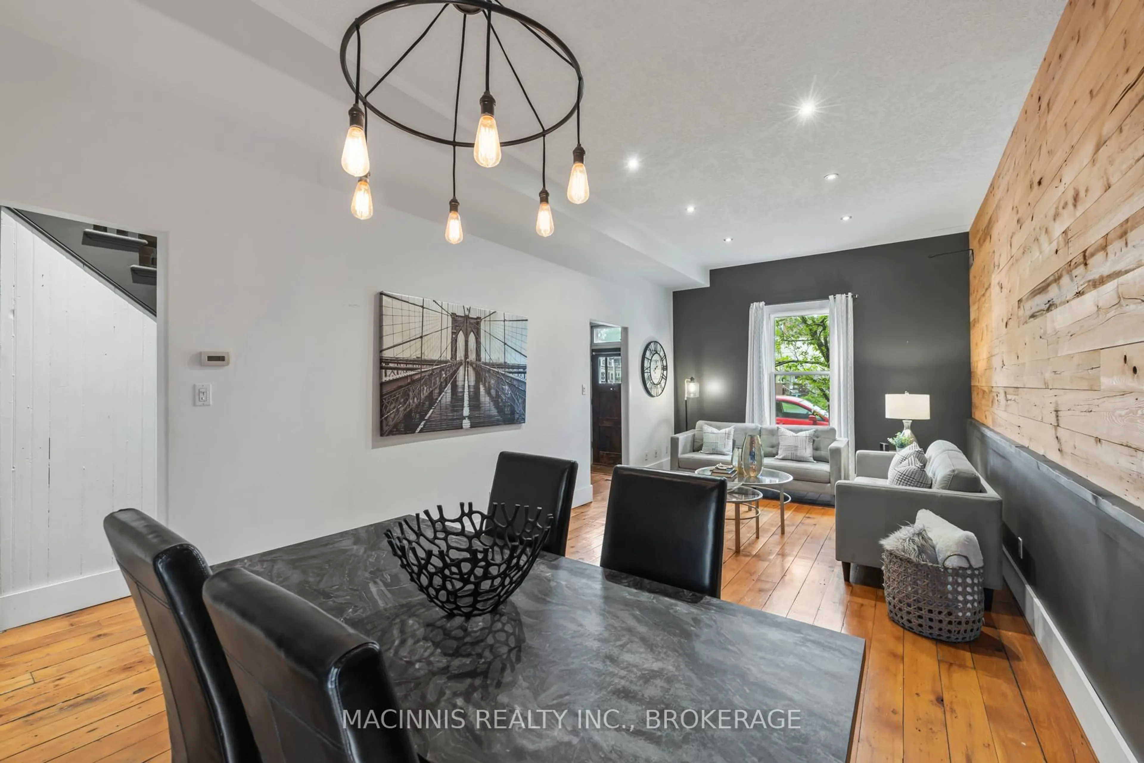 Dining room, unknown for 64 Bay St, Kingston Ontario K7K 1H6