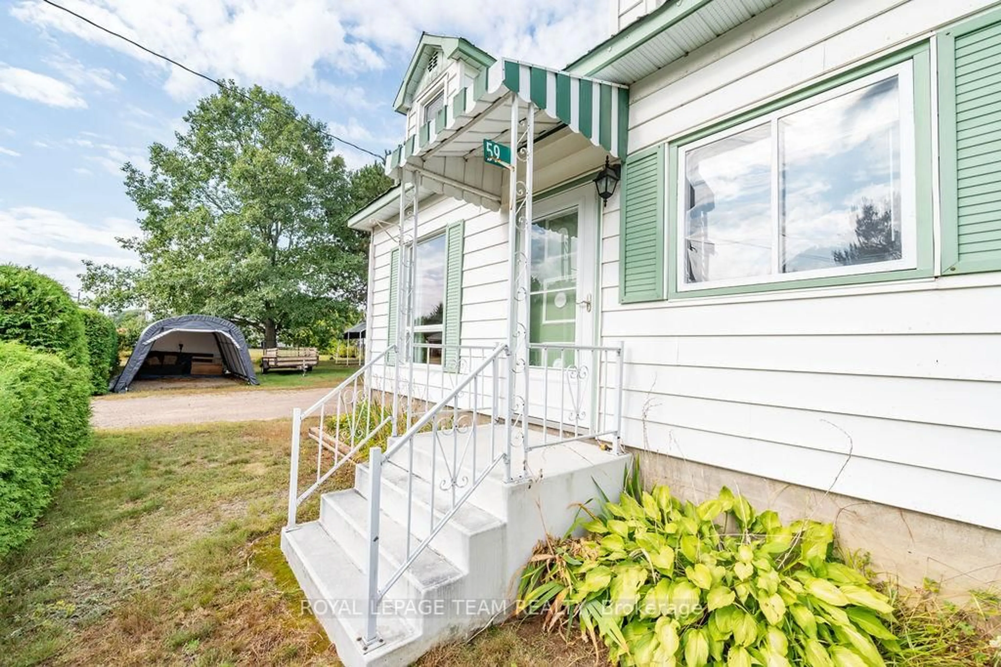Unknown for 59 Drohan St, Whitney Ontario K0J 2M0